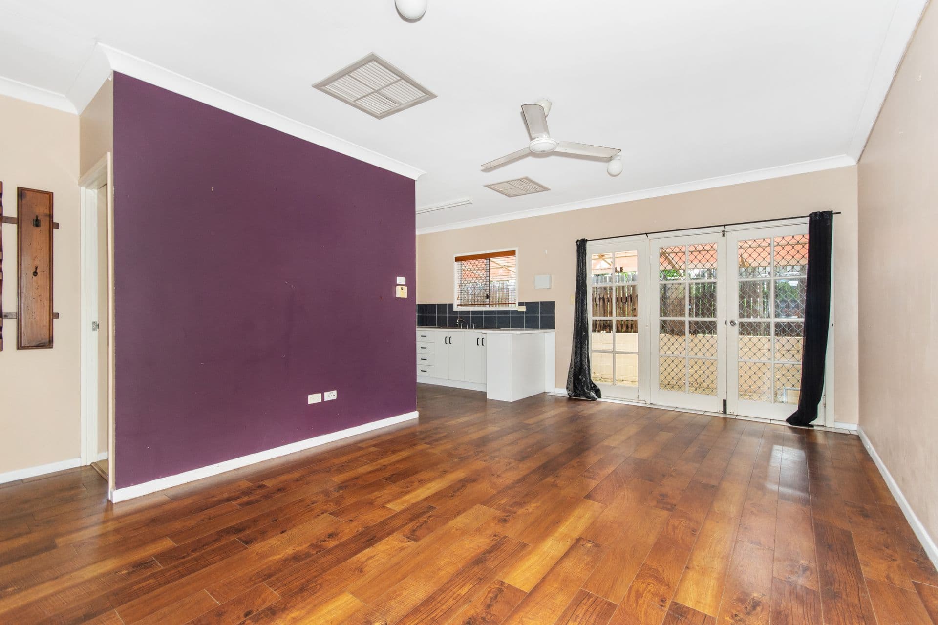 4/40 Corcoran Street, Currajong, QLD, 4812, Currajong - Thumbnail 3