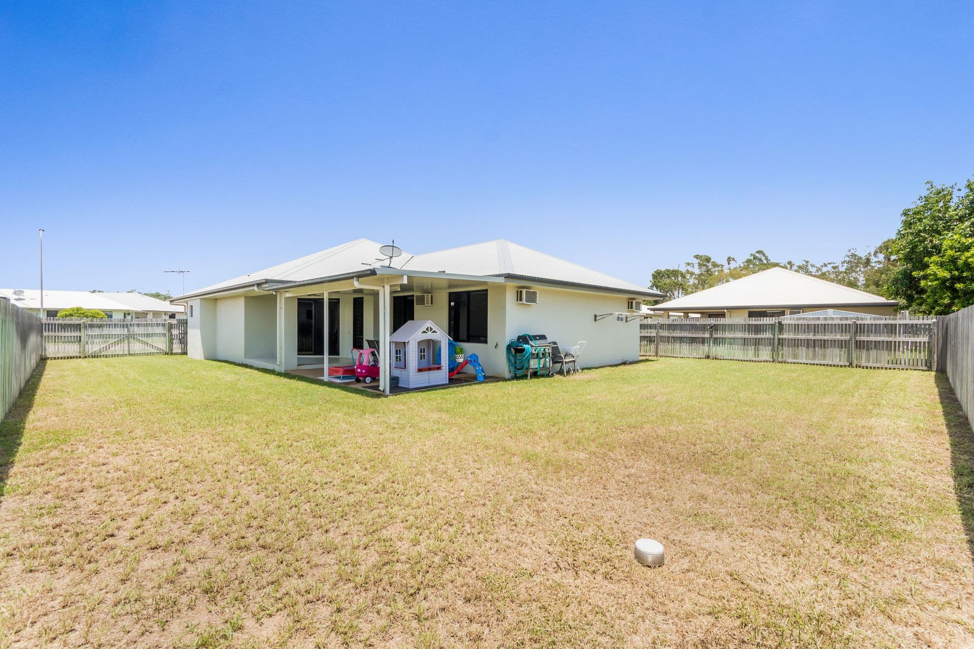 57 Daintree Drive, Bushland Beach, QLD, 4818, Bushland Beach - Thumbnail 8