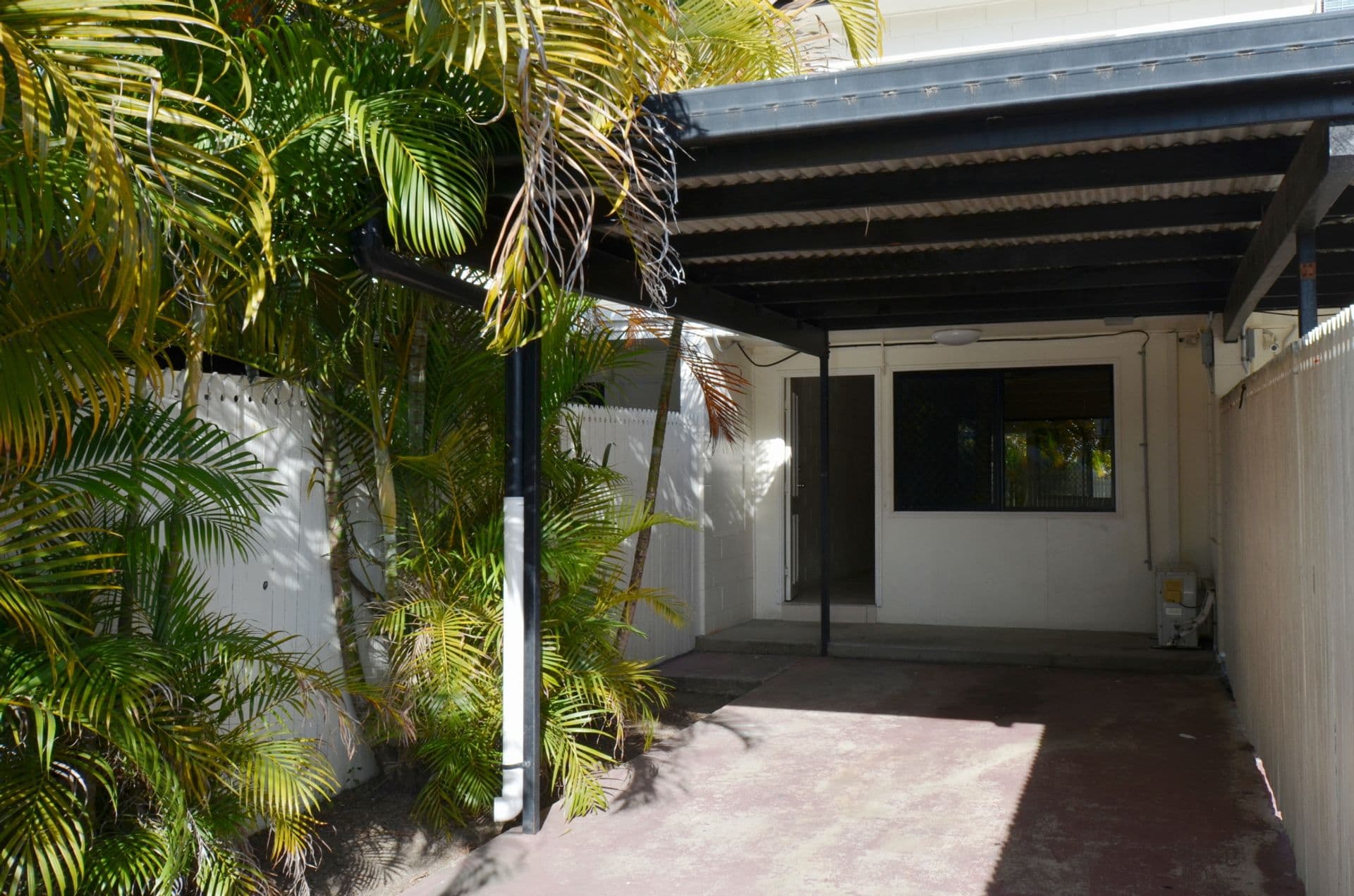 2/10 Boyes Court, Heatley, QLD, 4814, Heatley - Thumbnail 2
