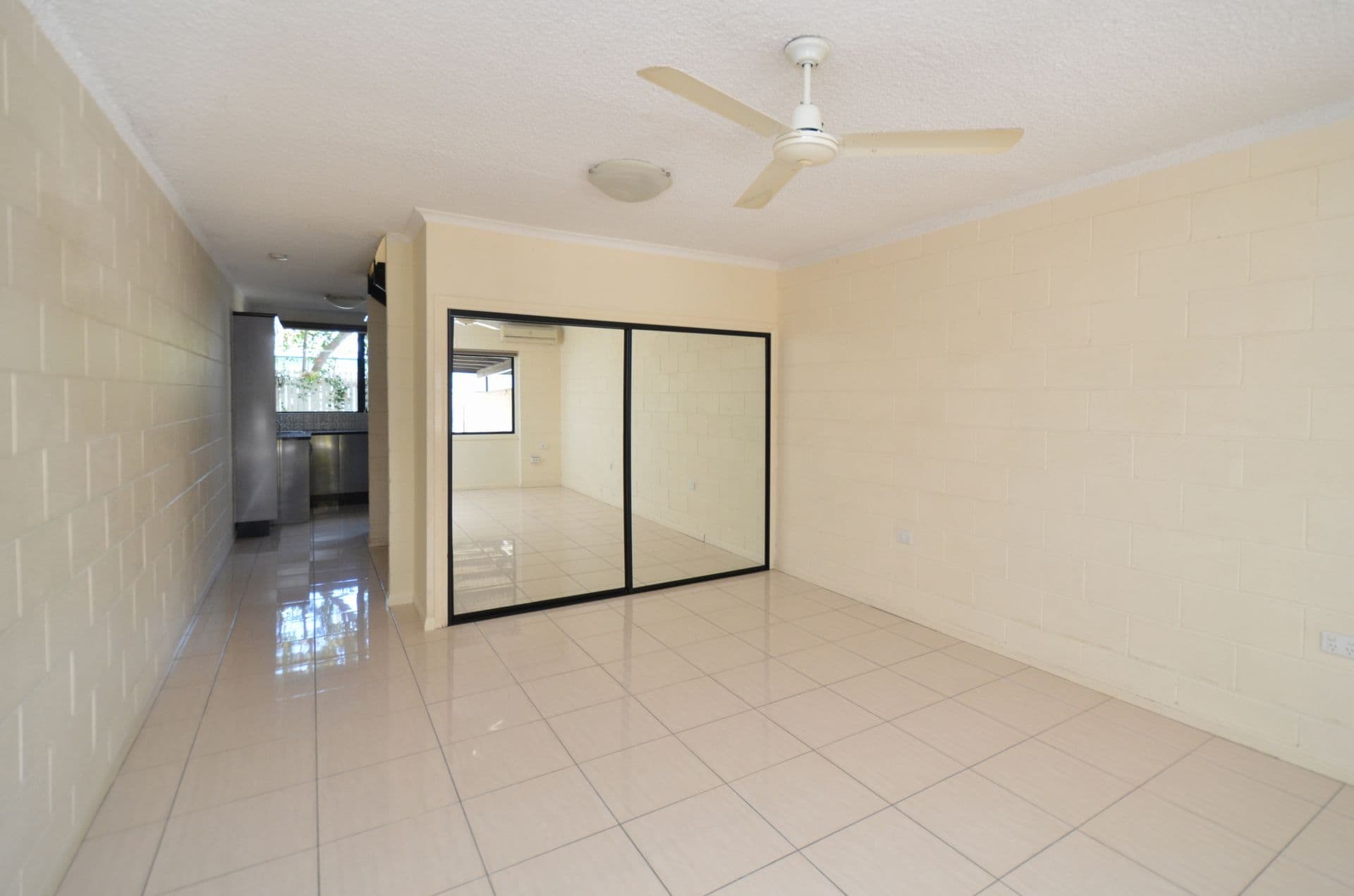 2/10 Boyes Court, Heatley, QLD, 4814, Heatley - Thumbnail 3