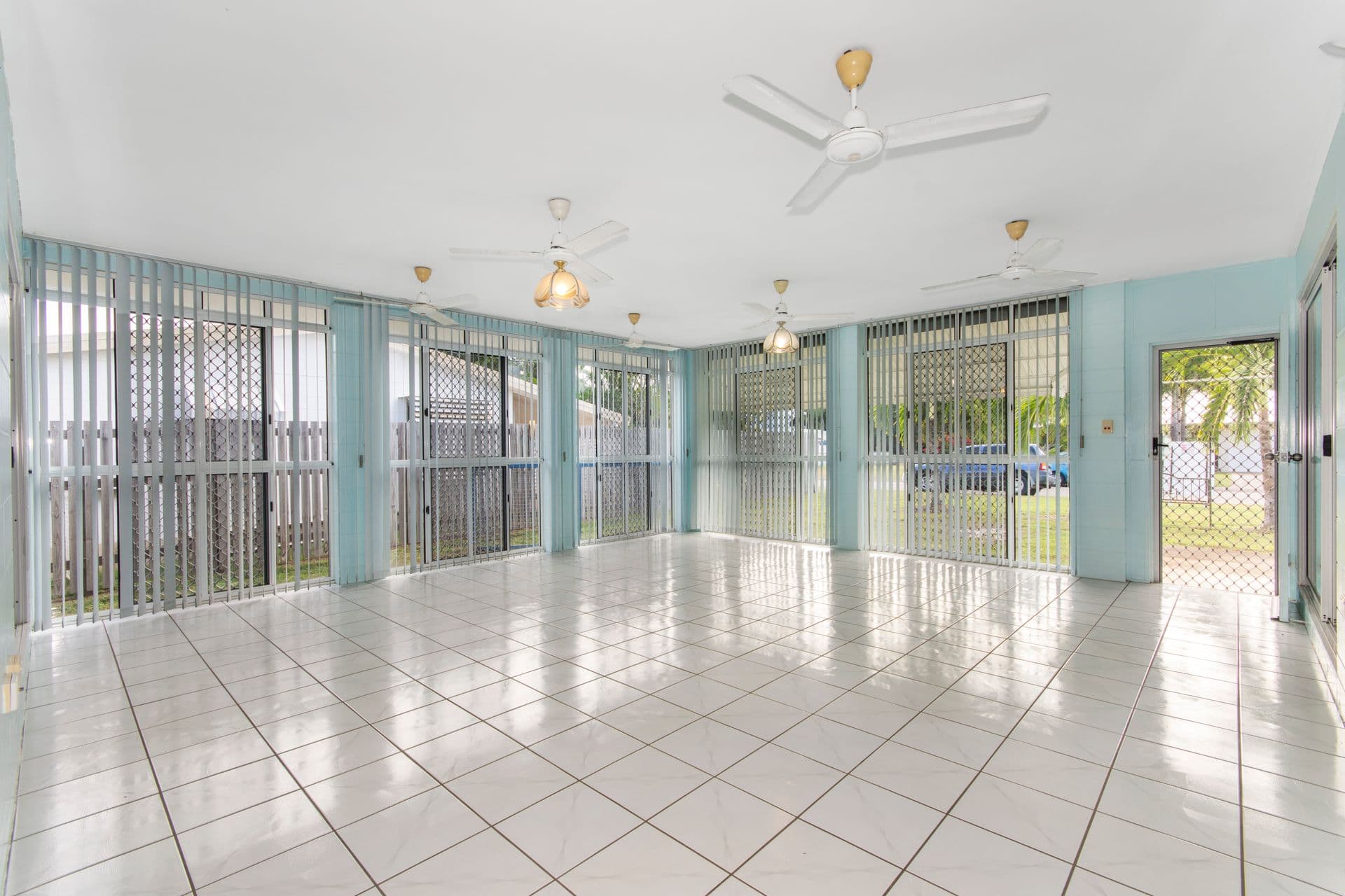 23 Madelaine Drive, Balgal Beach, QLD, 4816, Balgal Beach - Thumbnail 3