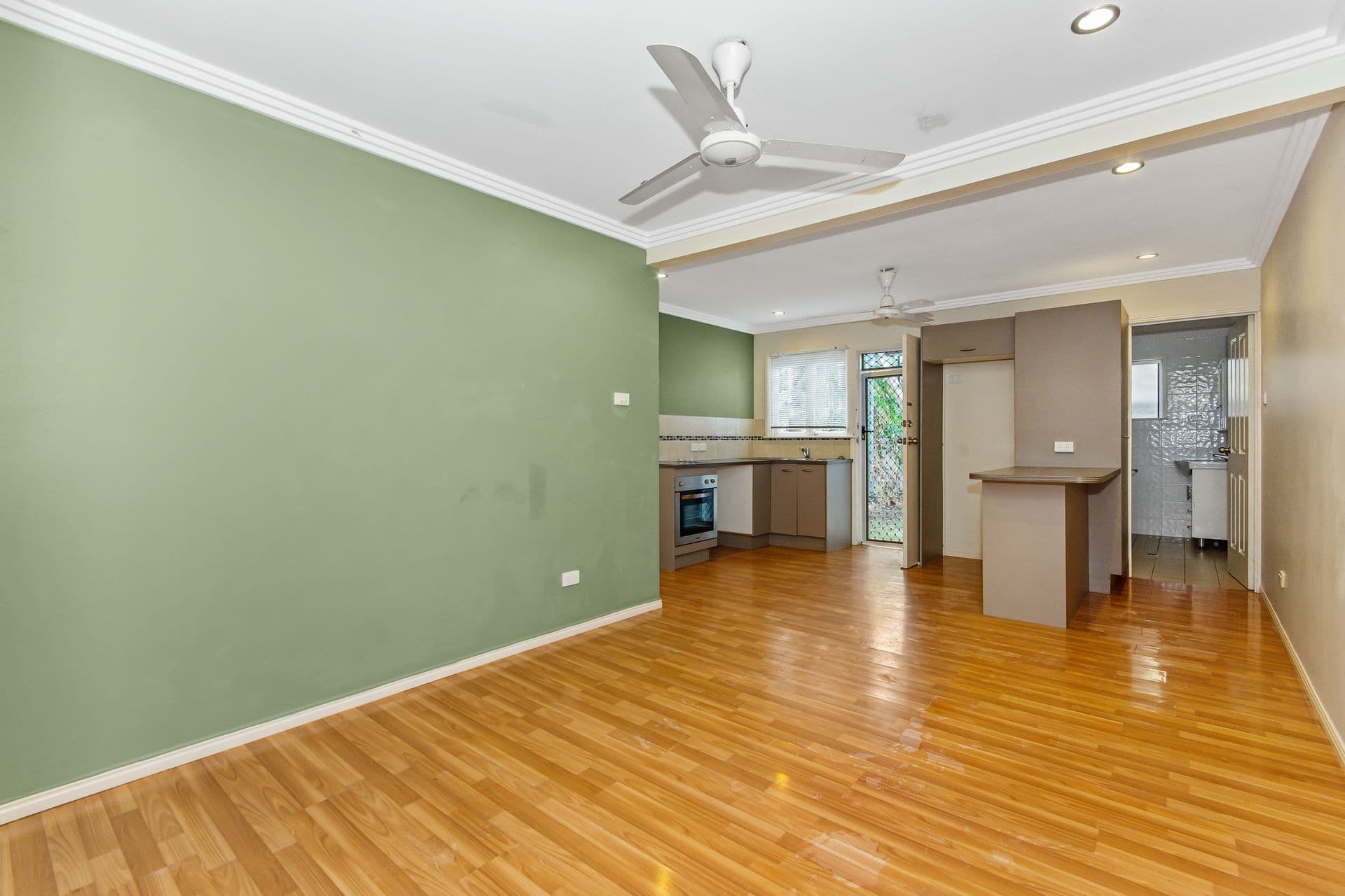 3/2 McQuade Street, Mysterton, QLD, 4812, Mysterton - Thumbnail 3