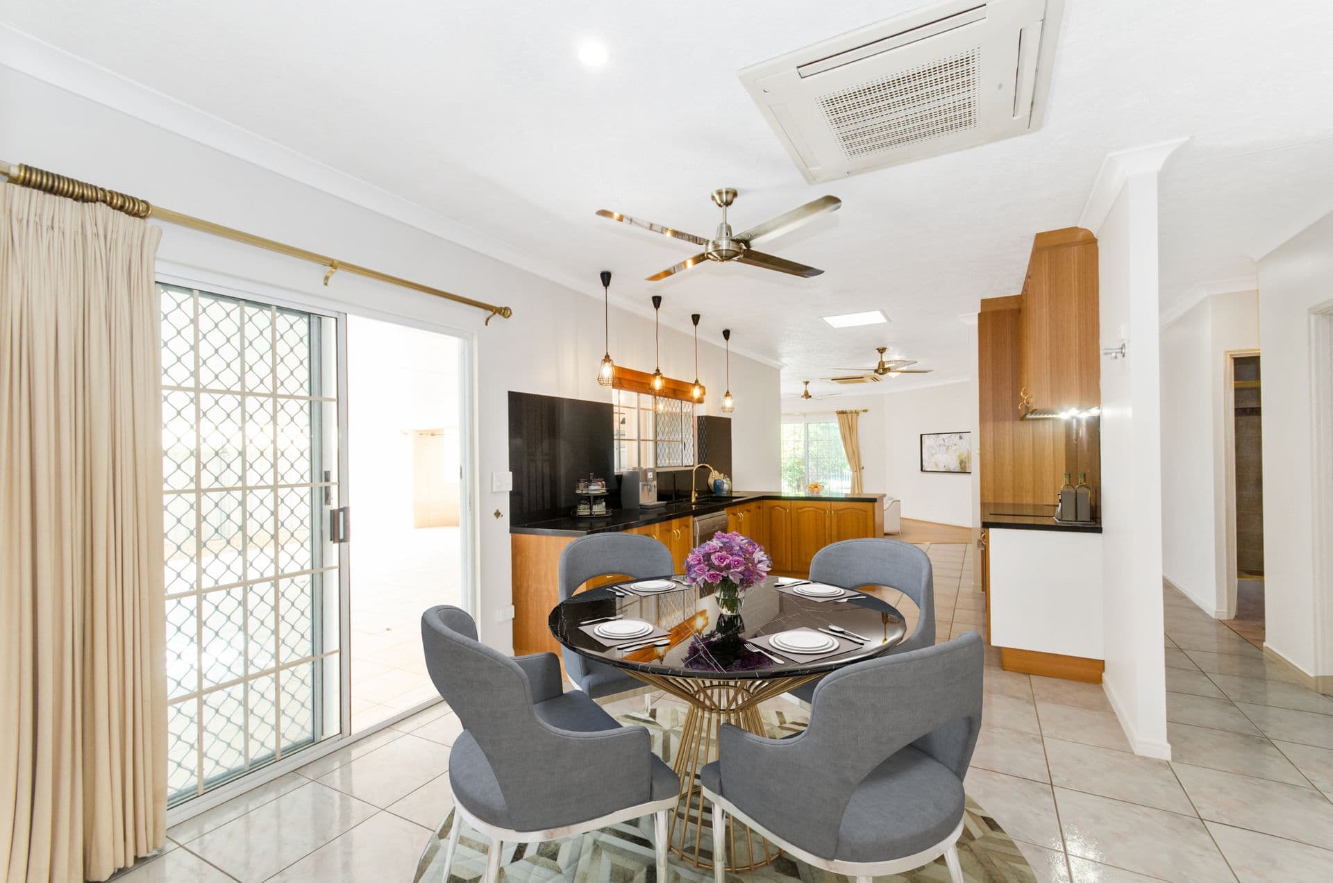 19 Avon Avenue, Kirwan, QLD, 4817, Kirwan - Thumbnail 5