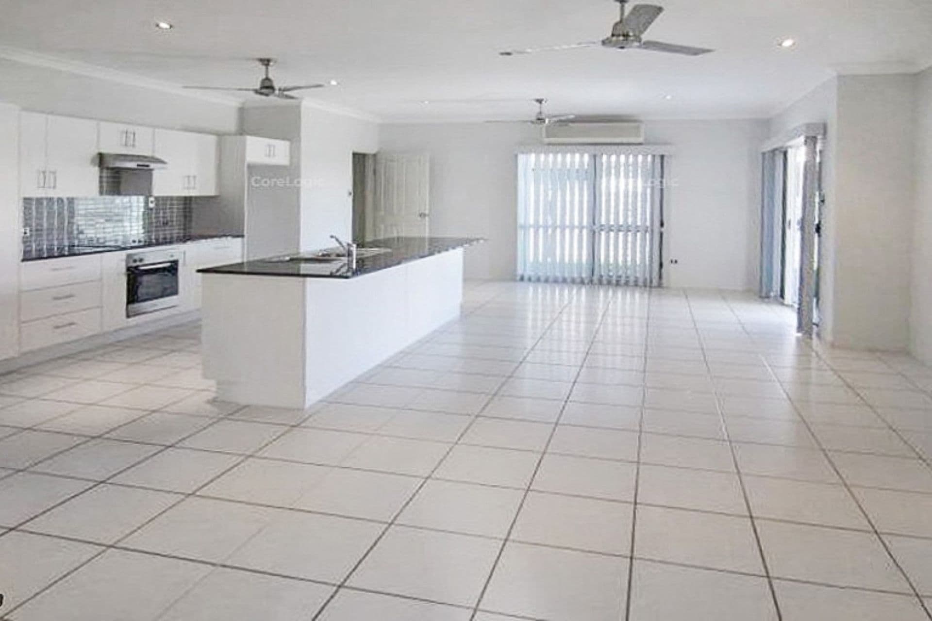 24 Daintree Drive, Bushland Beach, QLD, 4818, Bushland Beach - Thumbnail 4