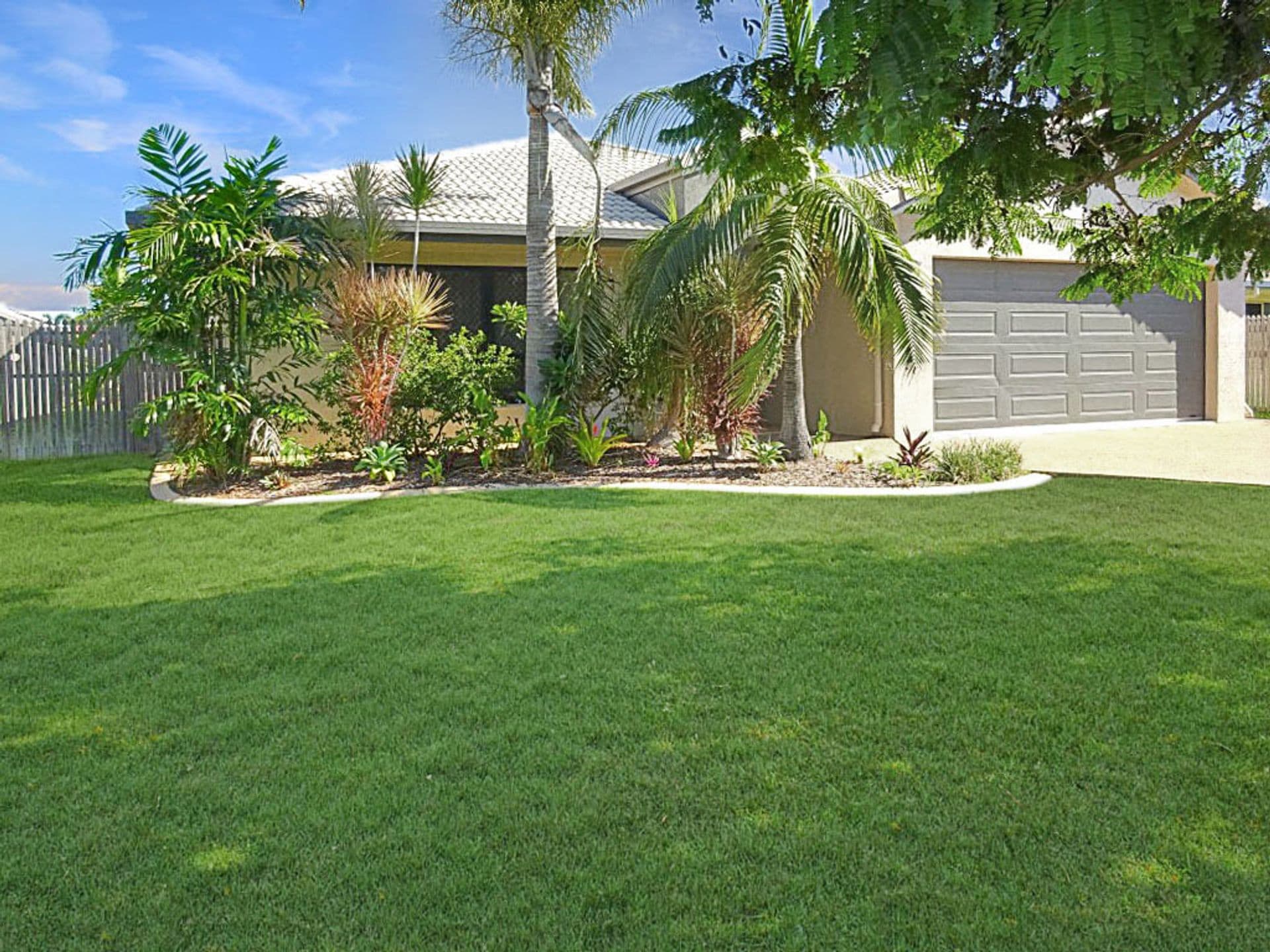 46 Elphinstone Drive, Kirwan, QLD, 4817, Kirwan - Thumbnail 2