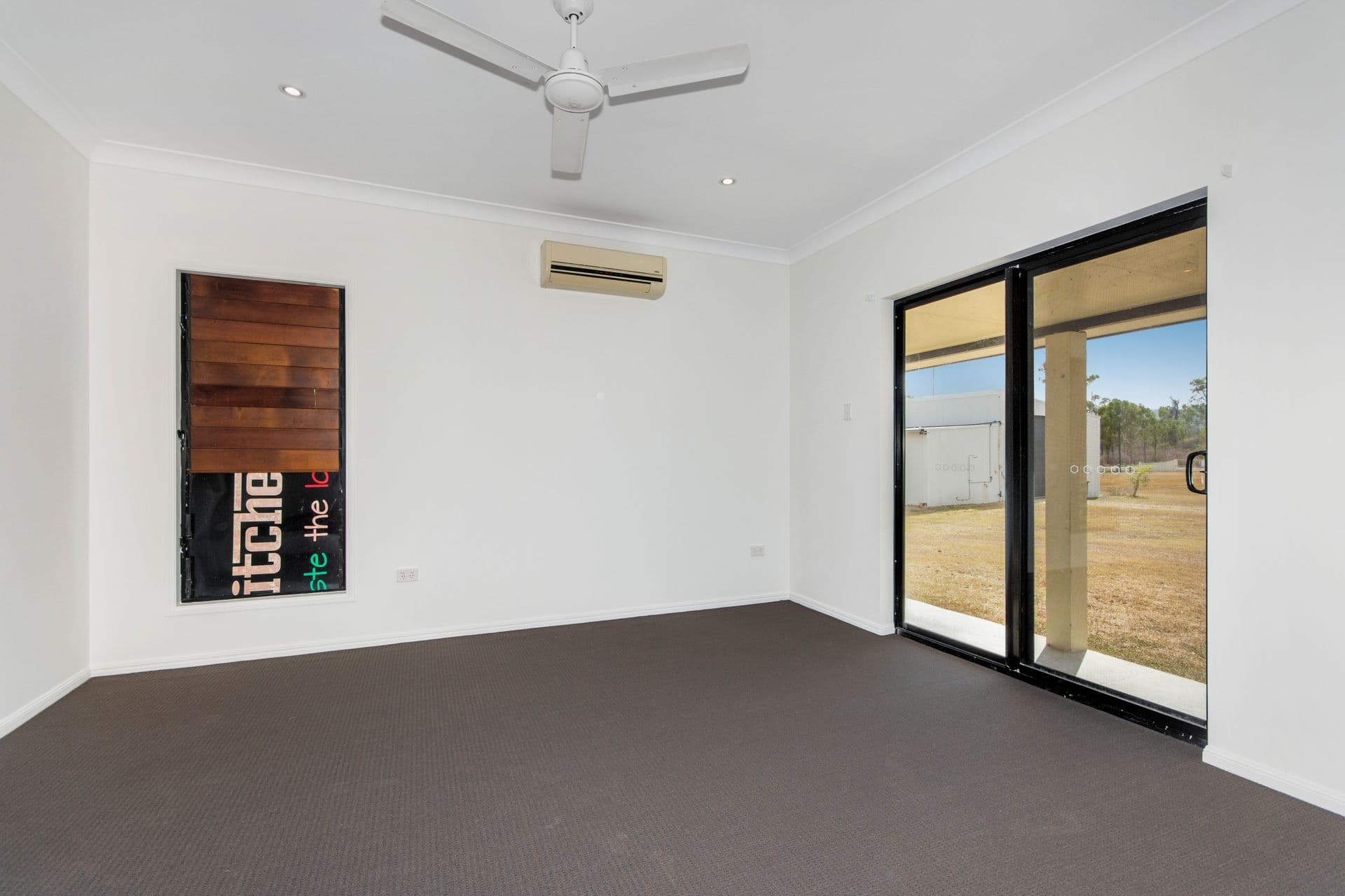 94 Laudberg Road, Gumlow, QLD, 4815, Gumlow - Thumbnail 5