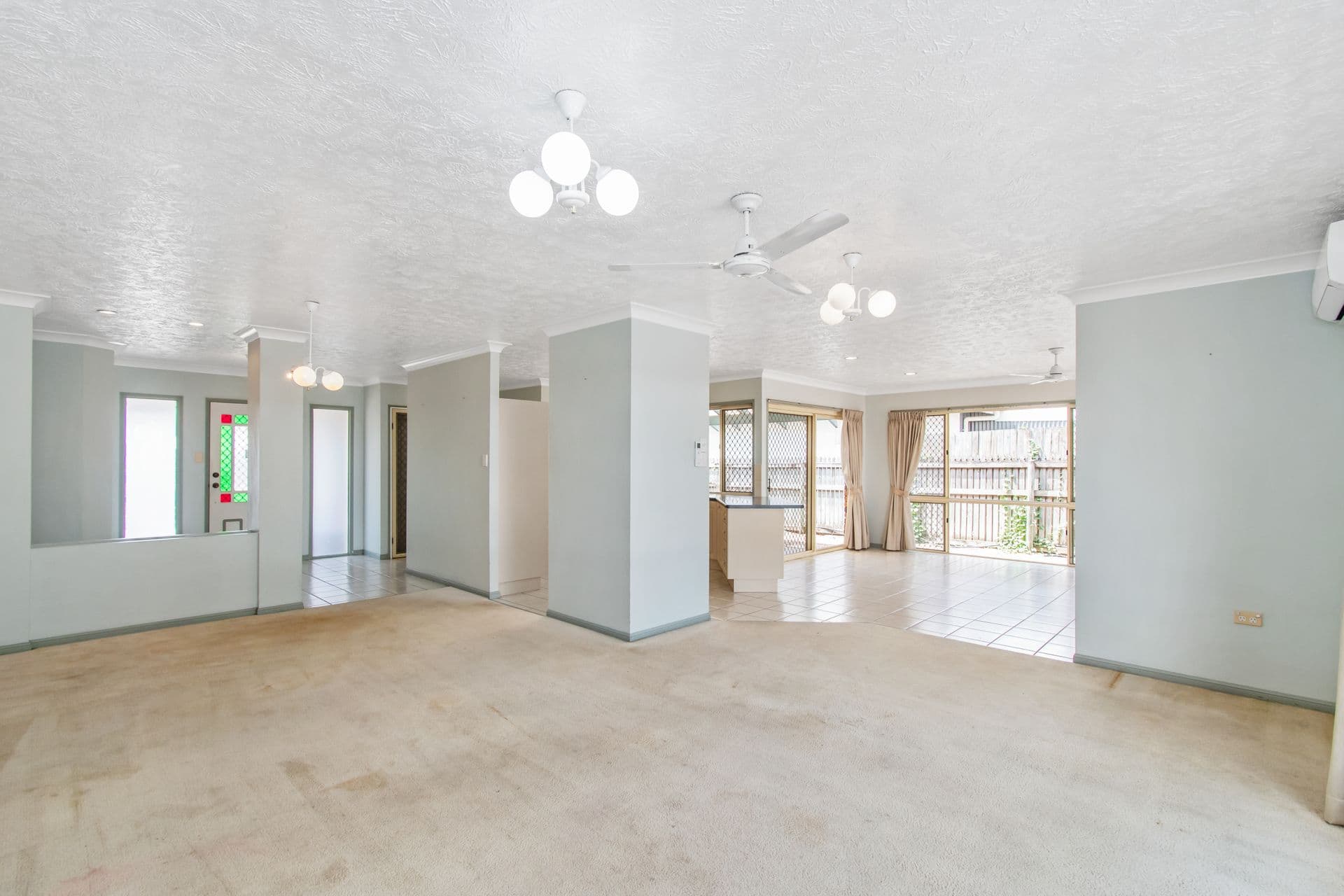 52 Burnda Street, Kirwan, QLD, 4817, Kirwan - Thumbnail 2