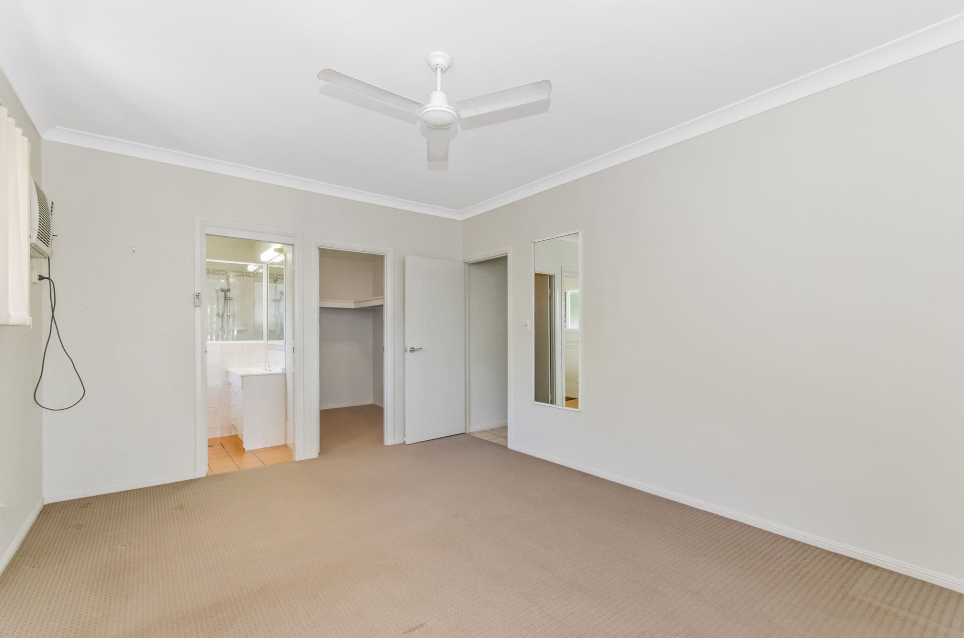 10 Alpina Place, Kirwan, QLD, 4817, Kirwan - Thumbnail 8