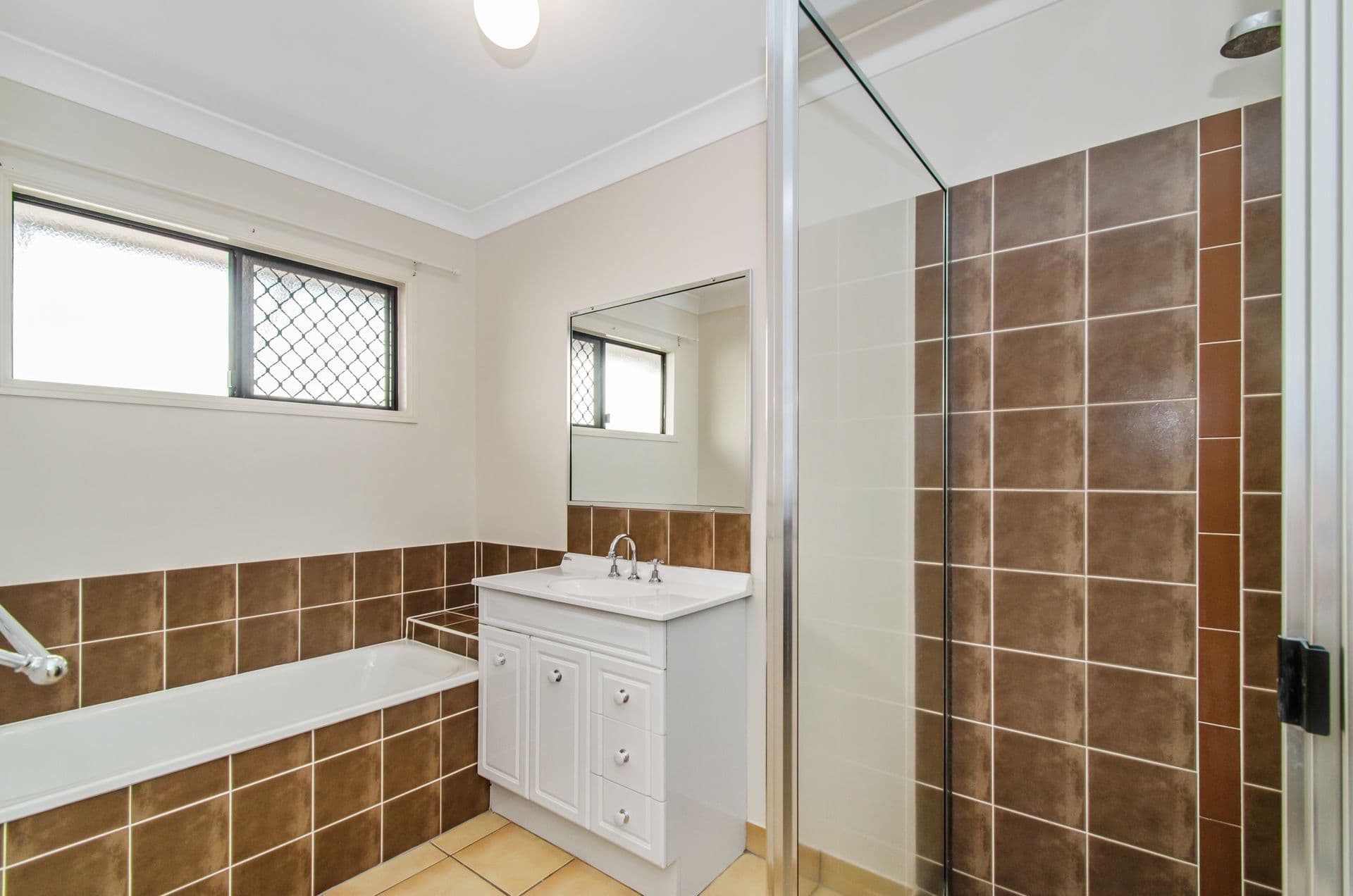 17 Bridgewater Drive, Condon, QLD, 4815, Condon - Thumbnail 6