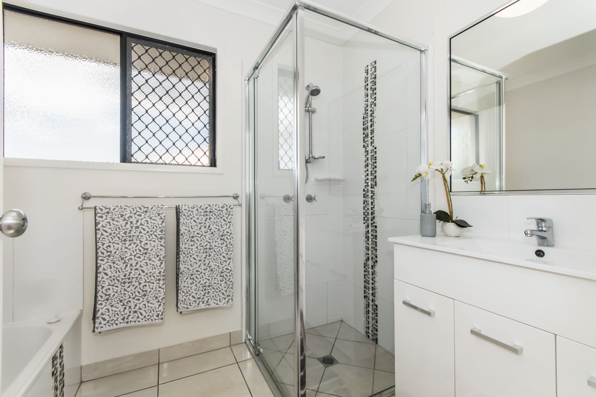 11 Yanuca Street, Burdell, QLD, 4818, Burdell - Thumbnail 7