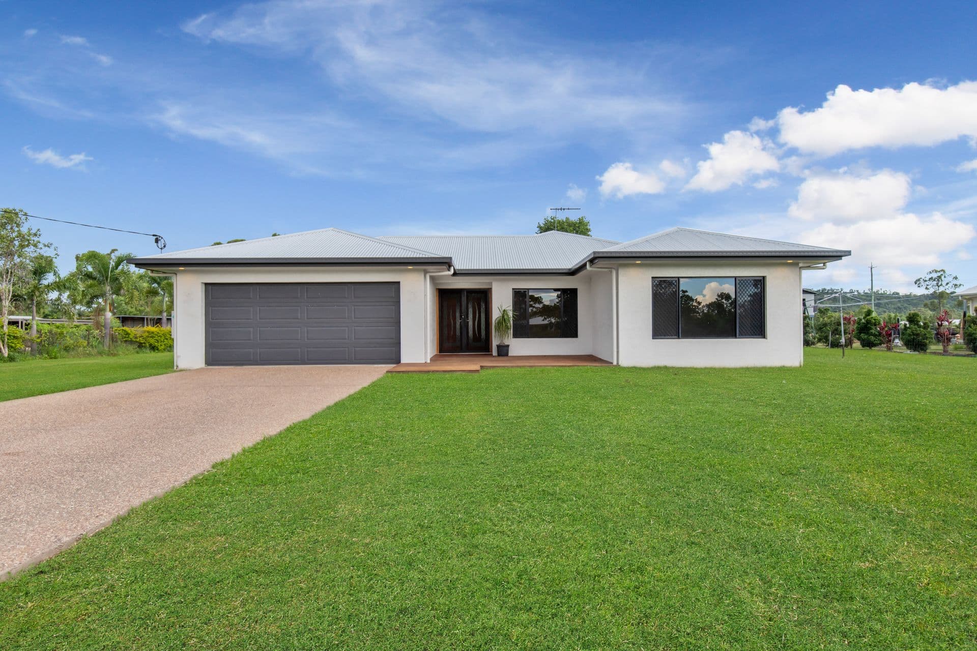 6 Blackview Avenue, Black River, QLD, 4818, Black River - Image 1