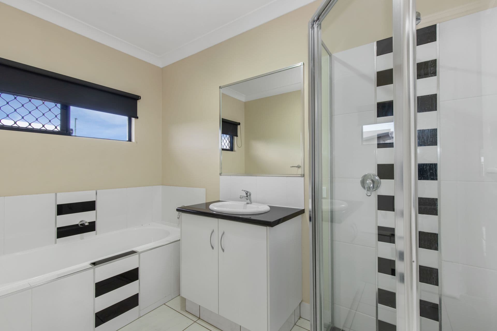6 Blackview Avenue, Black River, QLD, 4818, Black River - Thumbnail 7