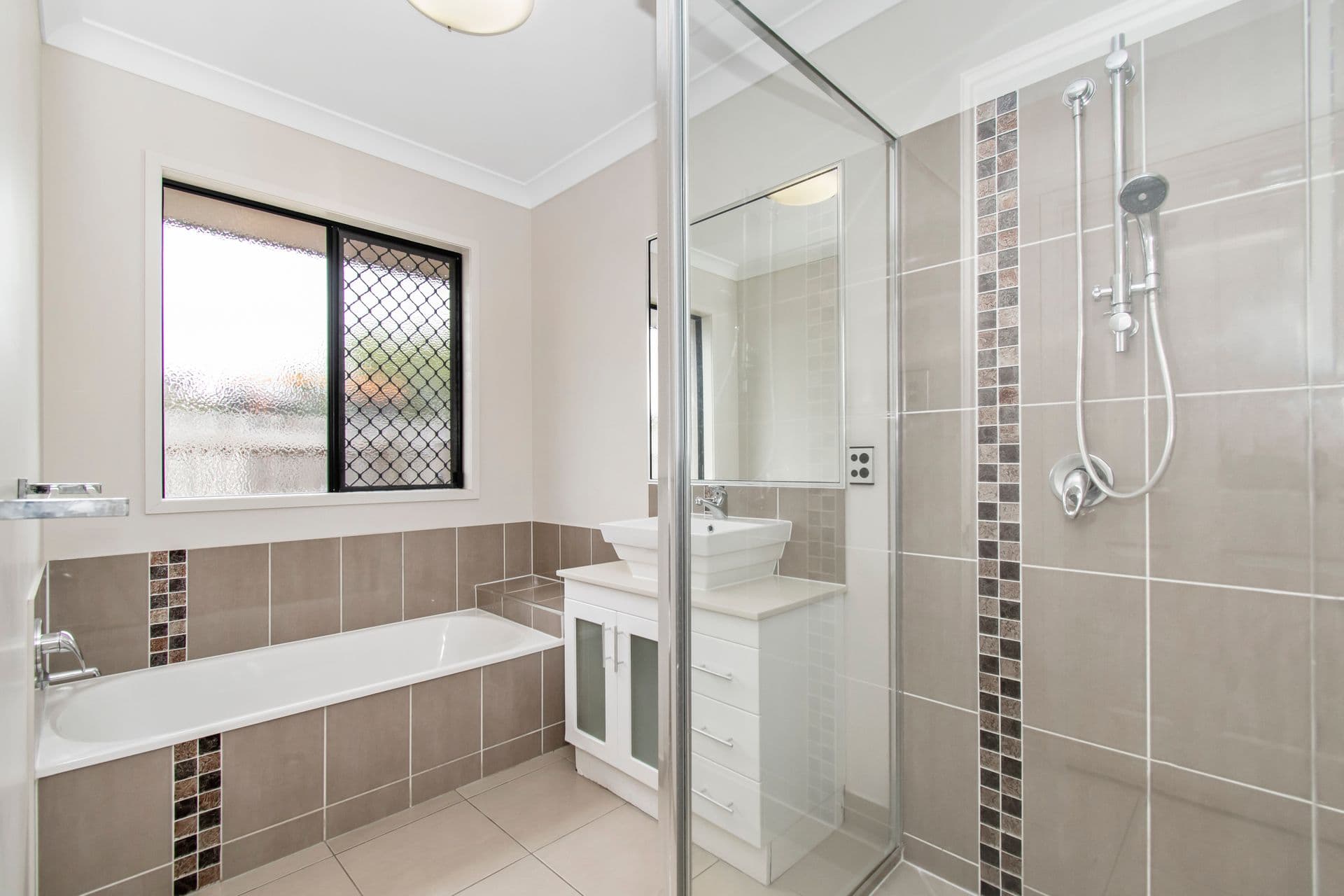 7 Imperial Court, Mount Low, QLD, 4818, Mount Low - Thumbnail 6