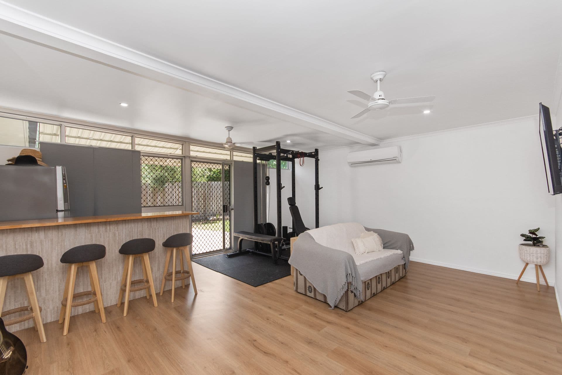 4 Macfarlane Street, Wulguru, QLD, 4811, Wulguru - Thumbnail 4
