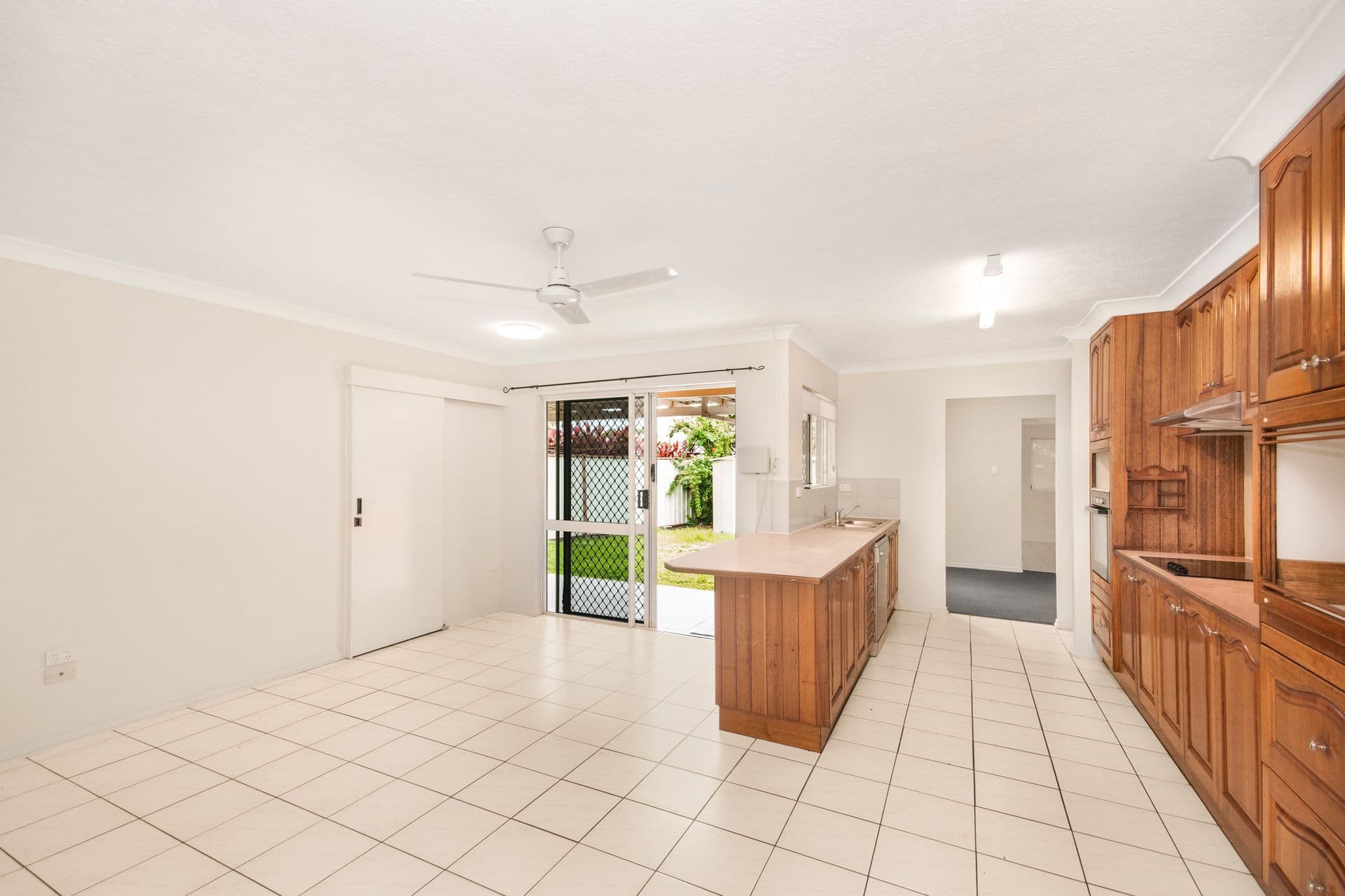 6 Childers Court, Kirwan, QLD, 4817, Kirwan - Thumbnail 4