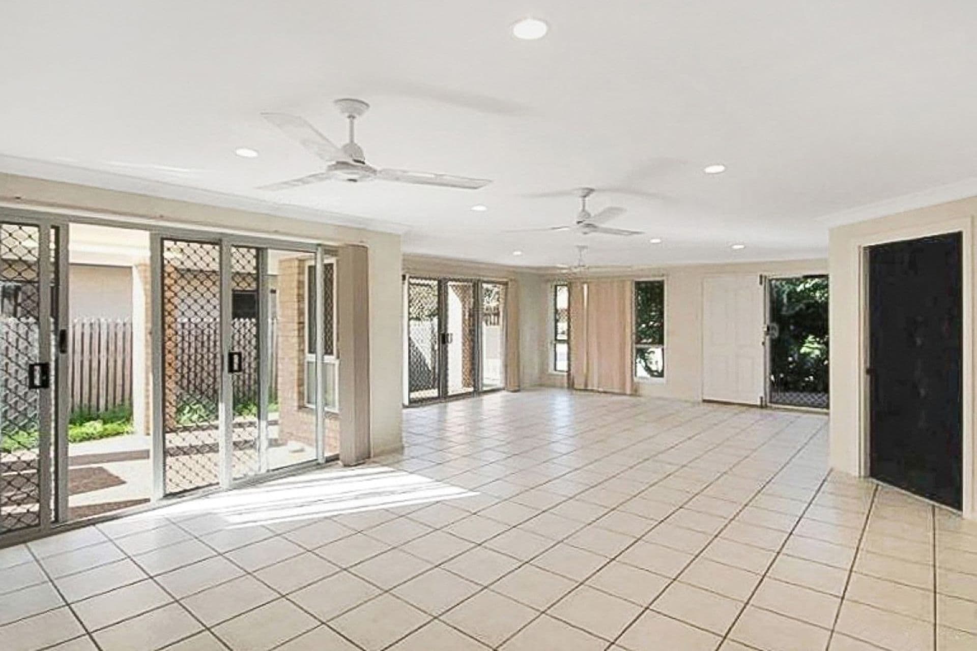 72 Phoenix Parade, Kirwan, QLD, 4817, Kirwan - Thumbnail 2