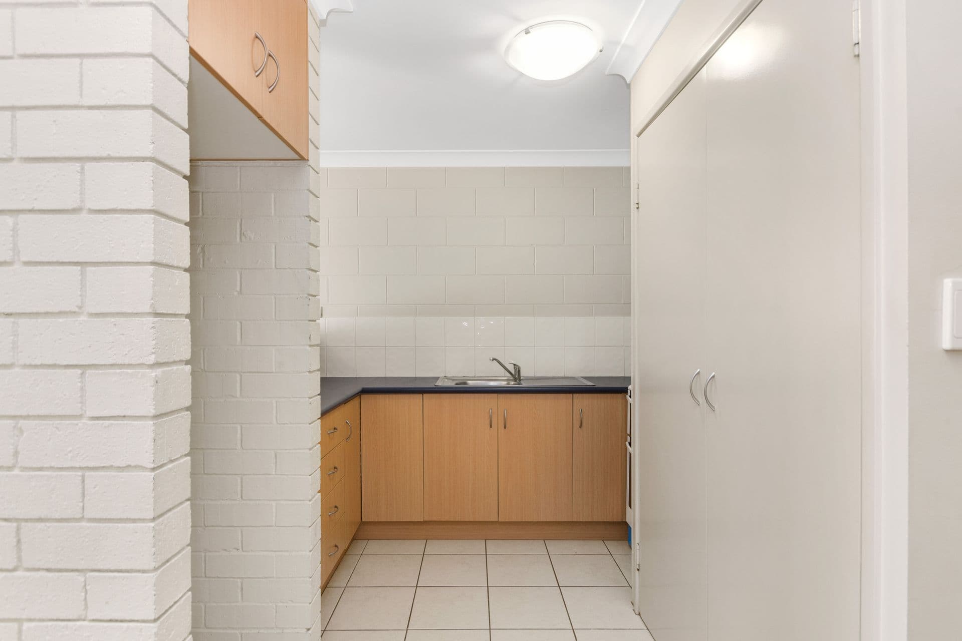 3/41 Nix Street, West End, QLD, 4810, West End - Thumbnail 3