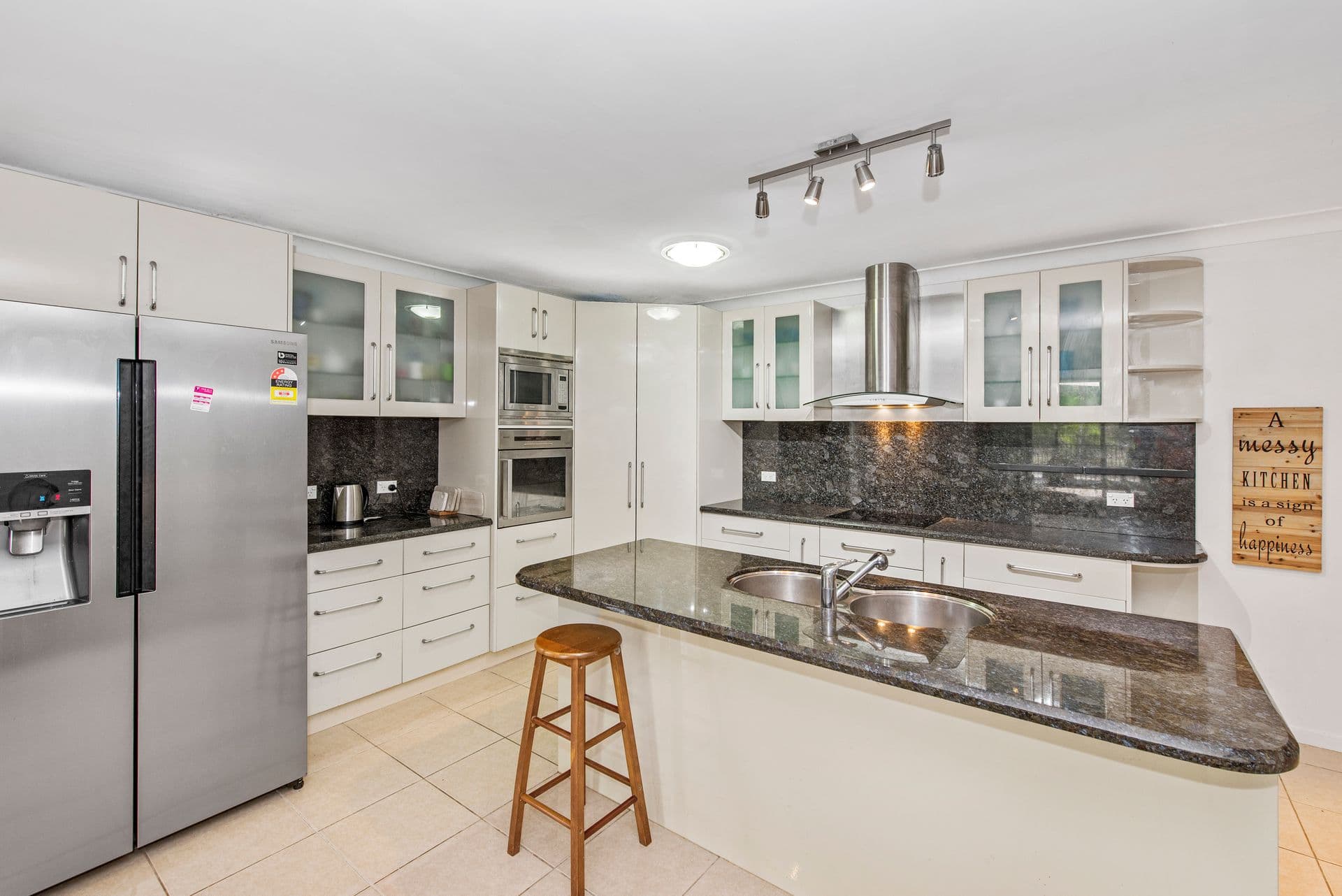 12 Shoalmarra Drive, Mount Low, QLD, 4818, Mount Low - Thumbnail 4