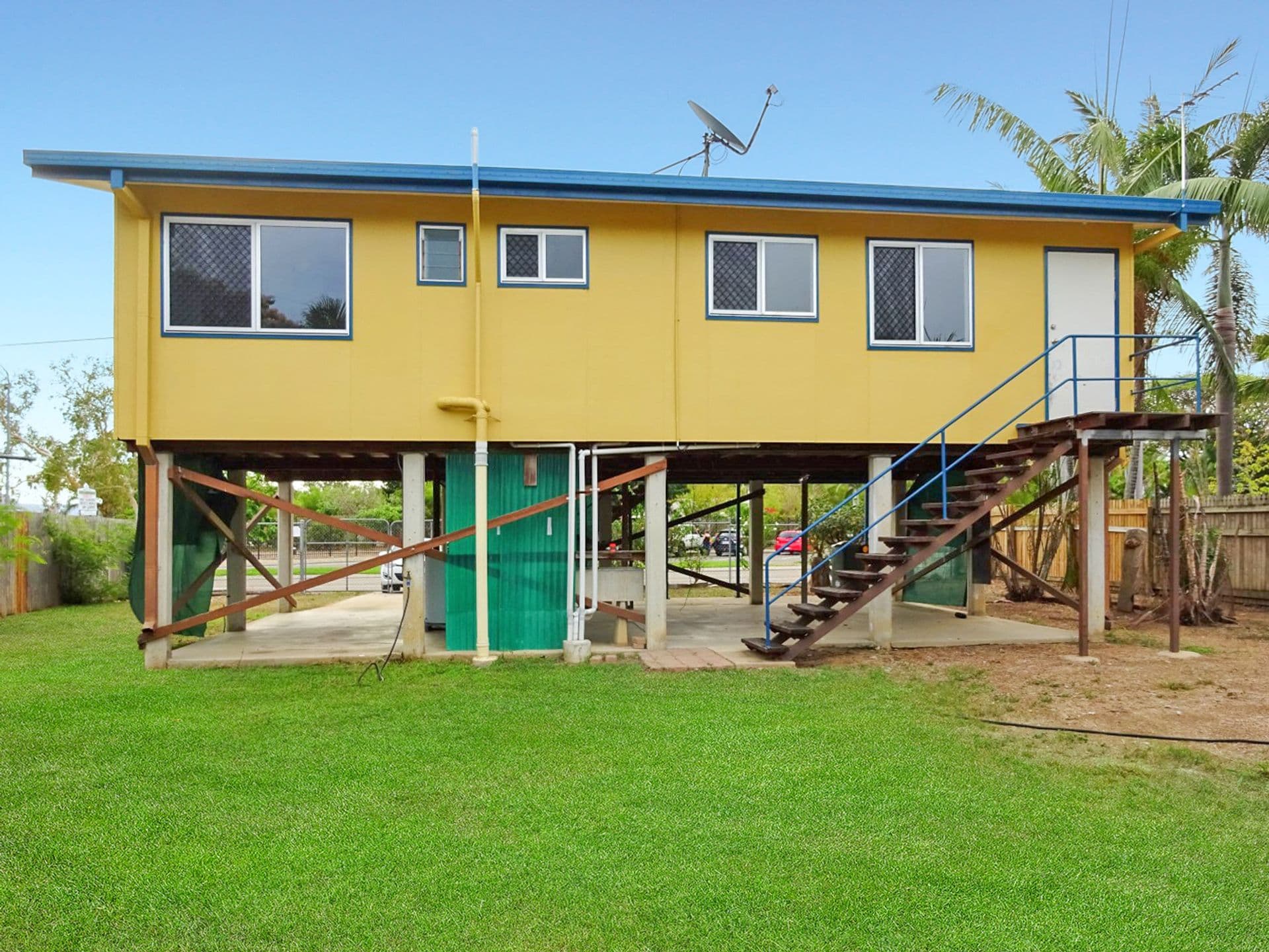 25 South Vickers Road, Condon, QLD, 4815, Condon - Thumbnail 3