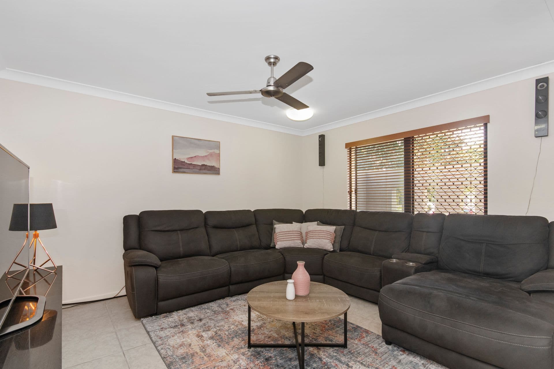 16 Chesham Drive, Kirwan, QLD, 4817, Kirwan - Thumbnail 4