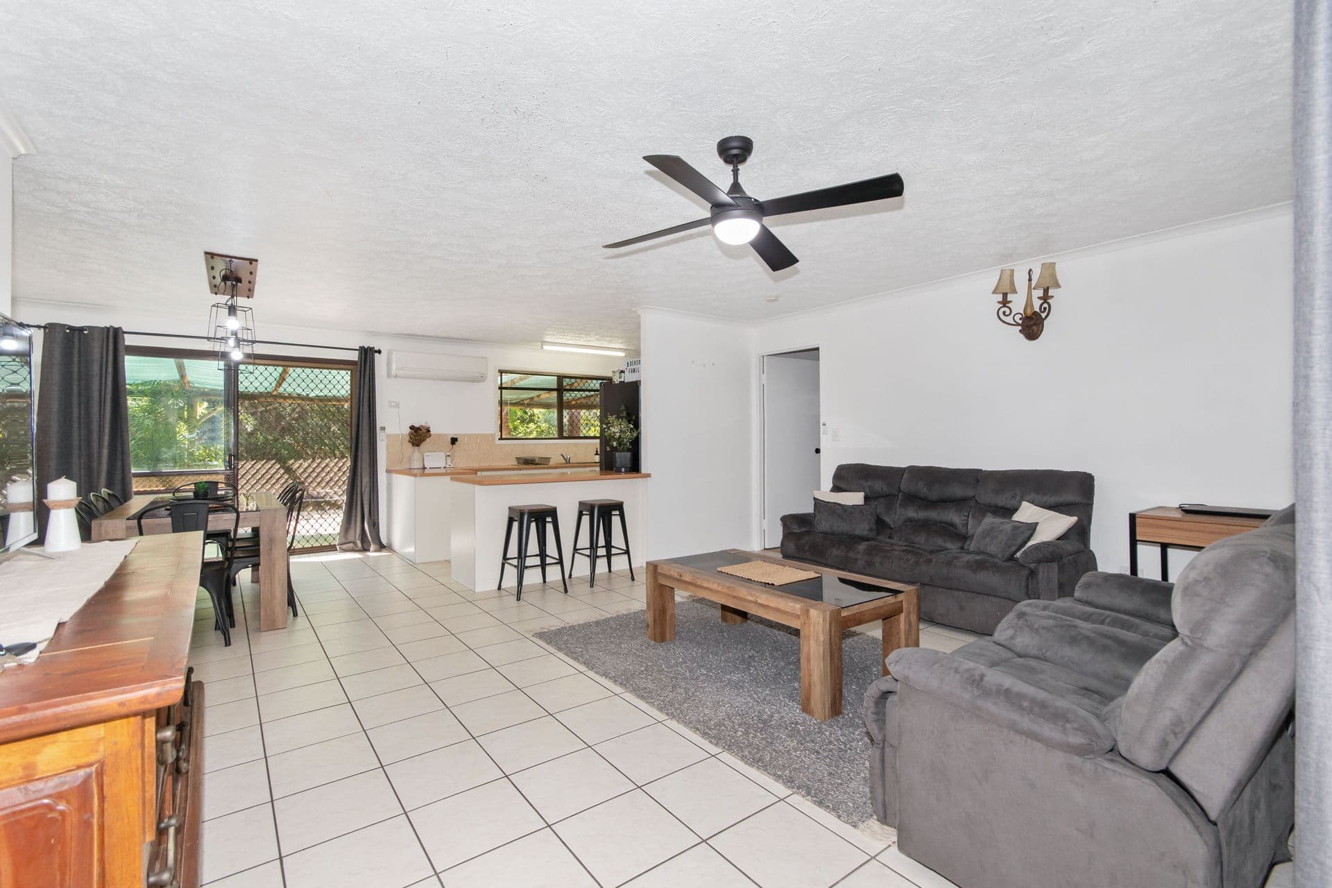 37 Manuka Court, Bushland Beach, QLD, 4818, Bushland Beach - Thumbnail 3