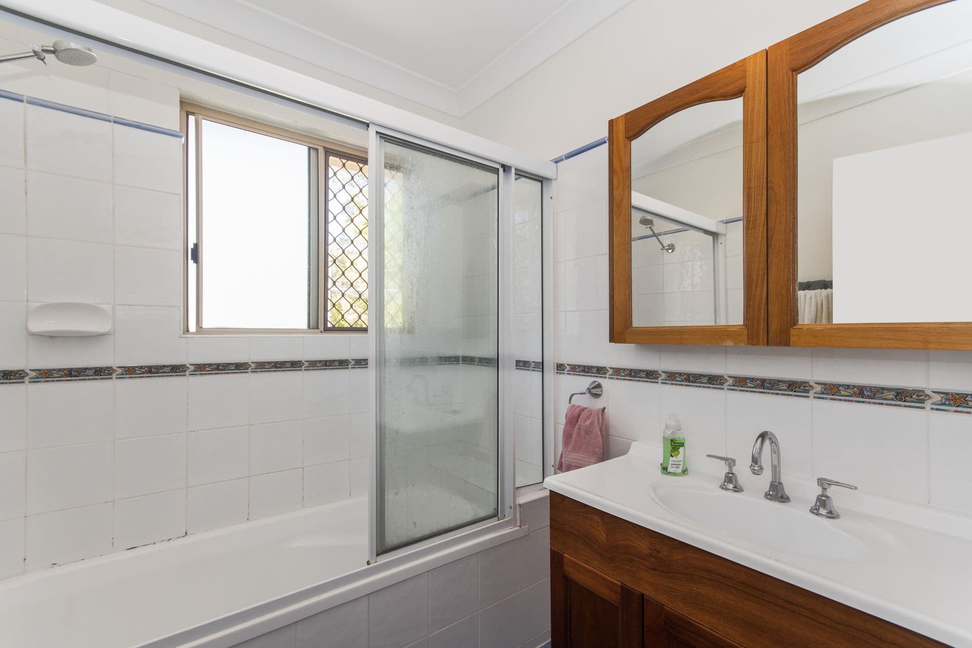 131 Kern Brothers Drive, Kirwan, QLD, 4817, Thuringowa Central - Thumbnail 6
