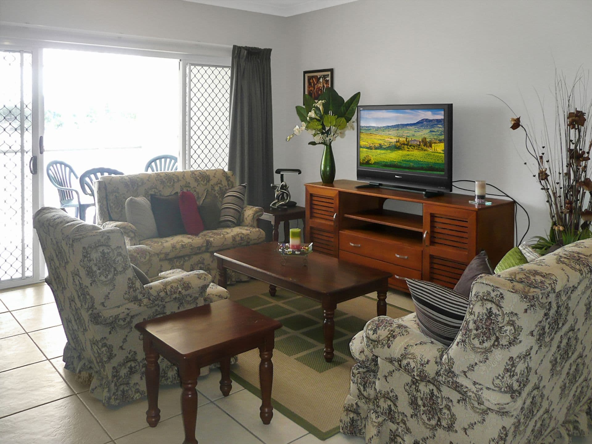 6/16-22 Martinez Avenue, West End, QLD, 4810, West End - Thumbnail 4