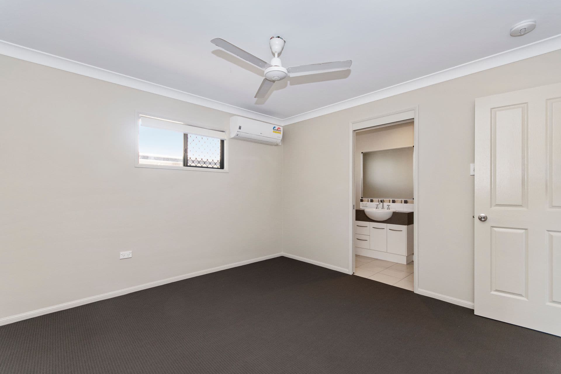 76 Beau Park Drive, Burdell, QLD, 4818, Burdell - Thumbnail 5