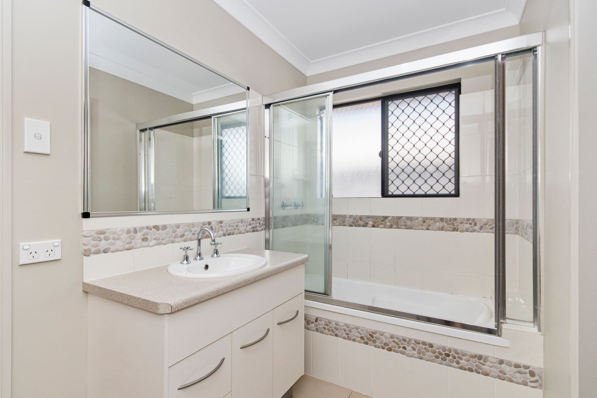 76 Beau Park Drive, Burdell, QLD, 4818, Burdell - Thumbnail 6