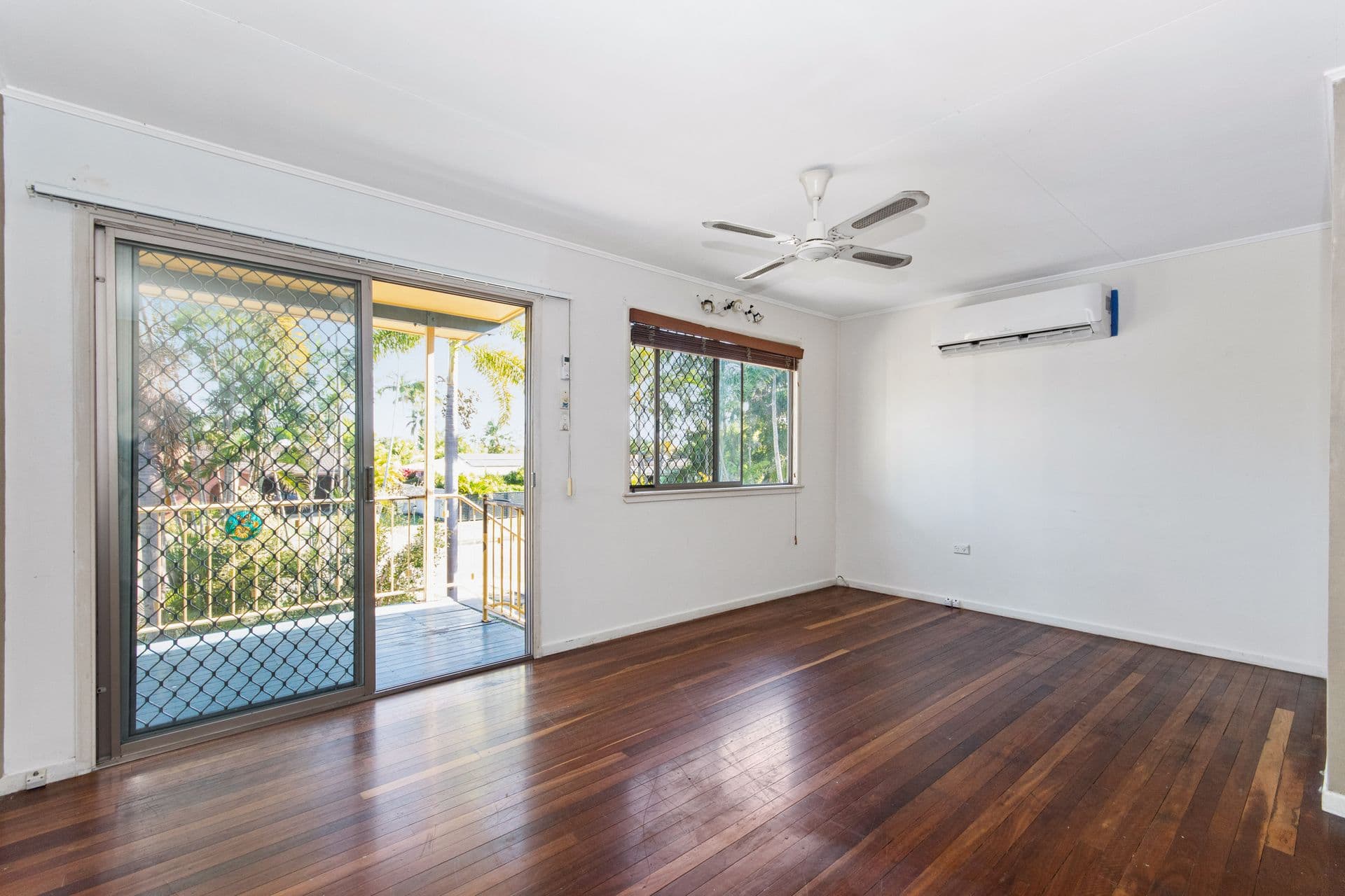 30 Birrahlee Crescent, Kirwan, QLD, 4817, Kirwan - Thumbnail 2
