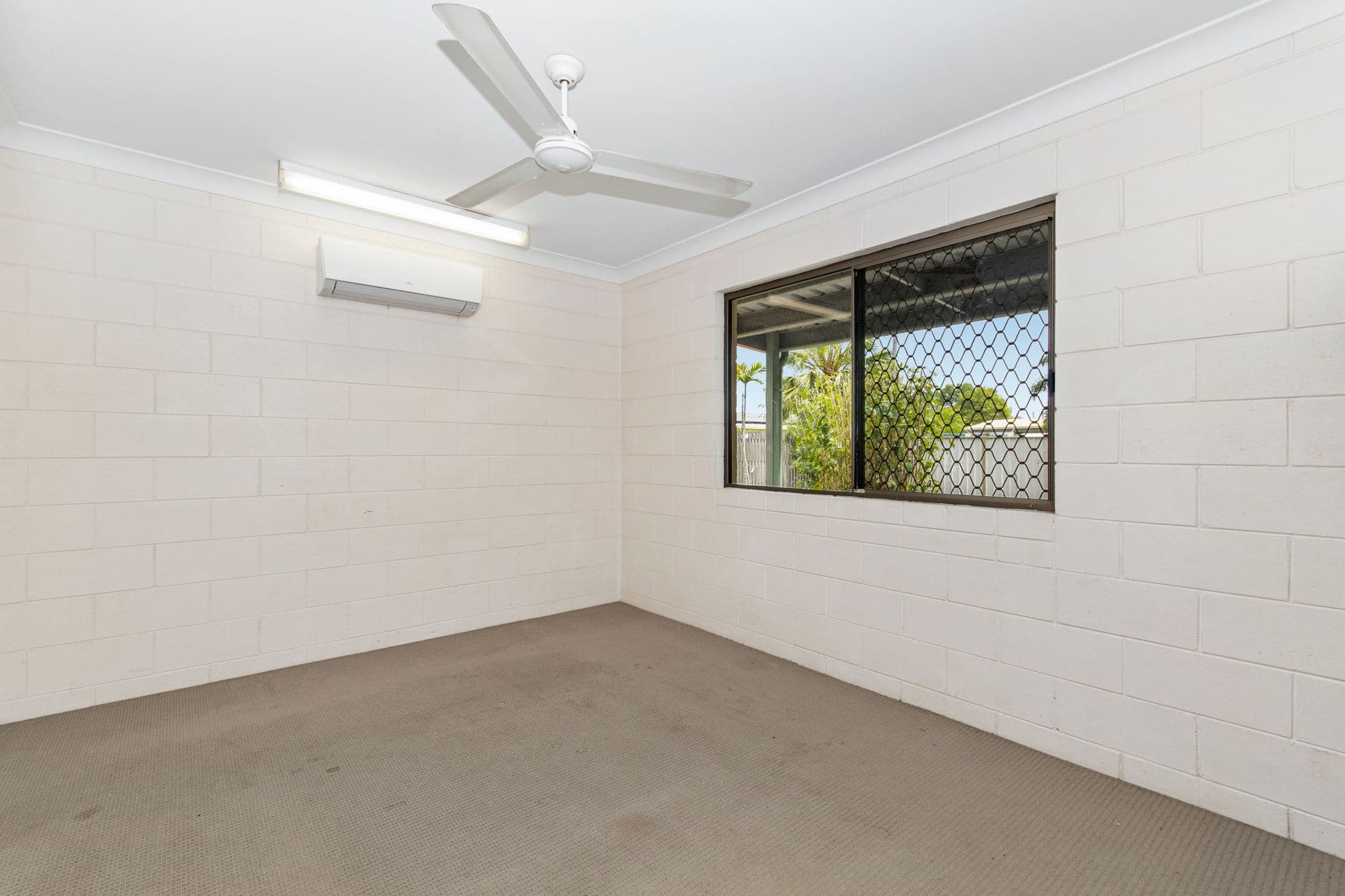 22 Bernarra Street, Rasmussen, QLD, 4815, Rasmussen - Thumbnail 4