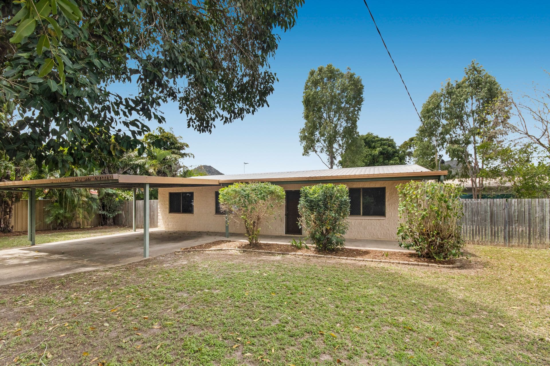 22 Bernarra Street, Rasmussen, QLD, 4815, Rasmussen - Image 1