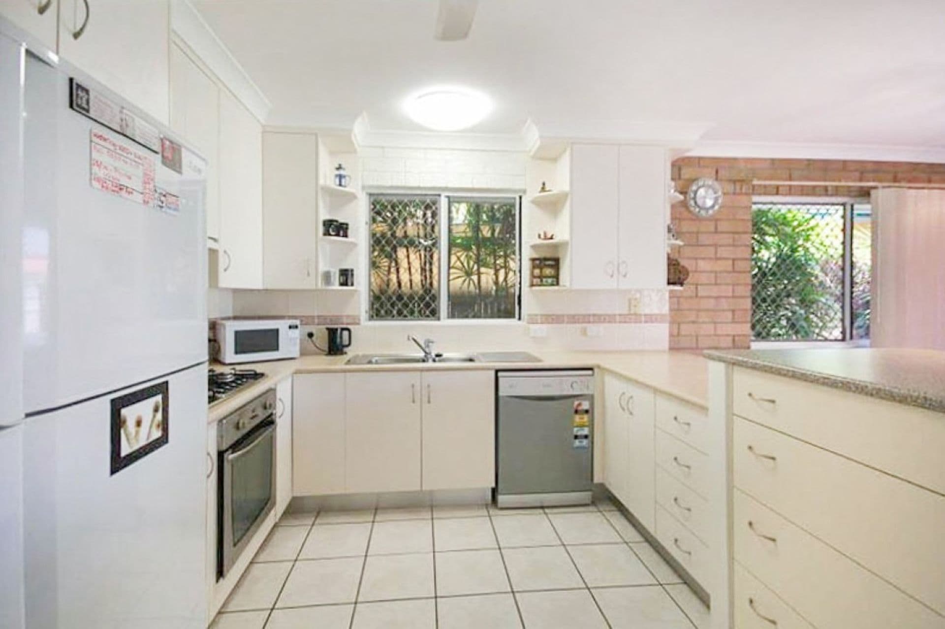 5 Crown Court, Kirwan, QLD, 4817, Kirwan - Thumbnail 5