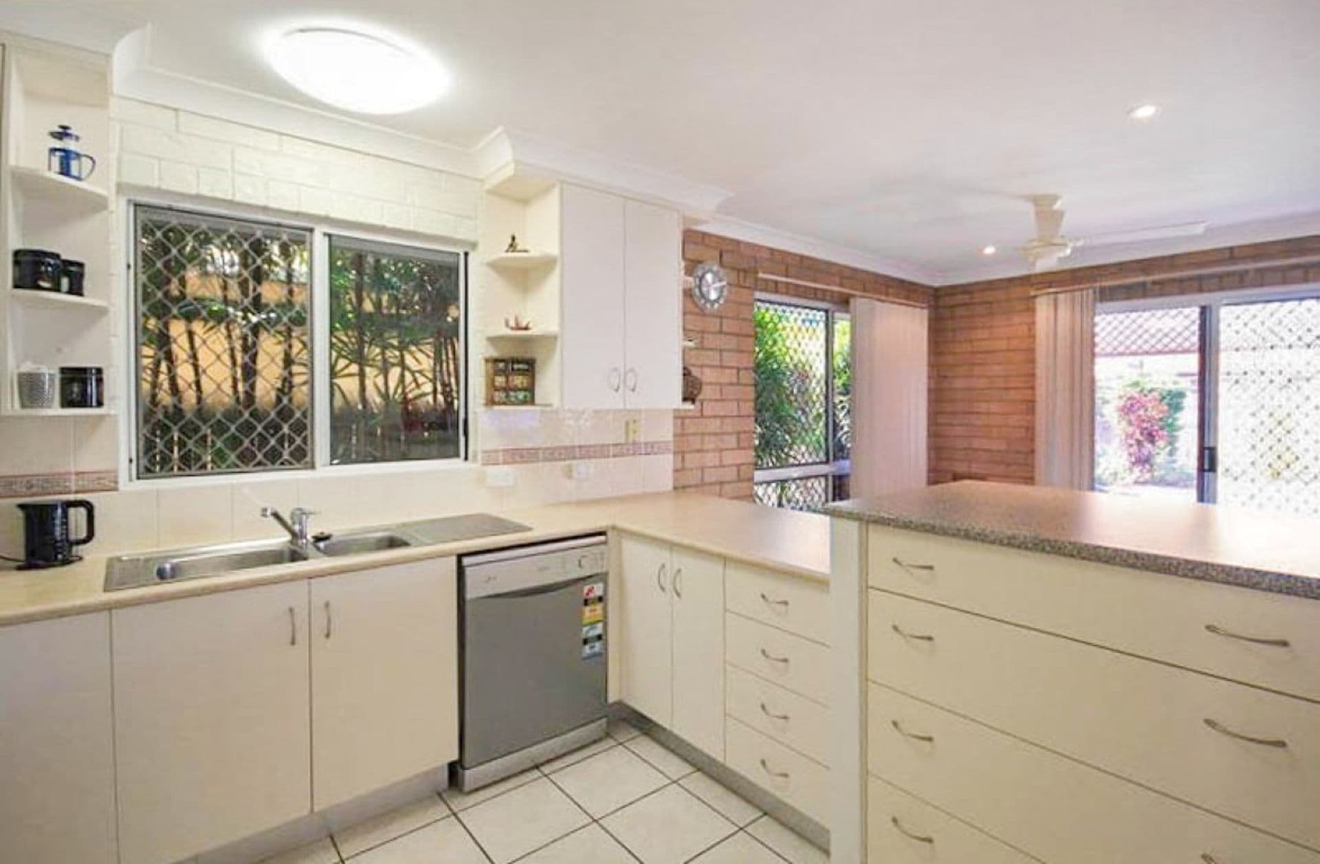 5 Crown Court, Kirwan, QLD, 4817, Kirwan - Thumbnail 6