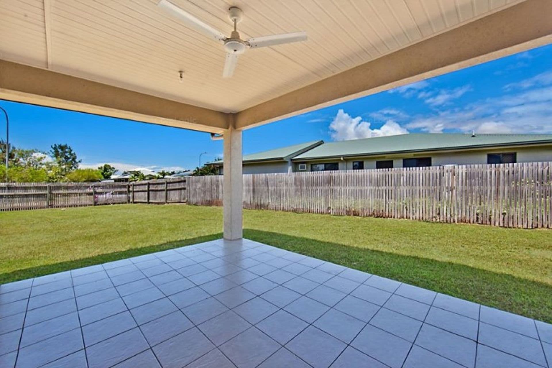 7 Summerland Drive, Deeragun, QLD, 4818, Deeragun - Thumbnail 2