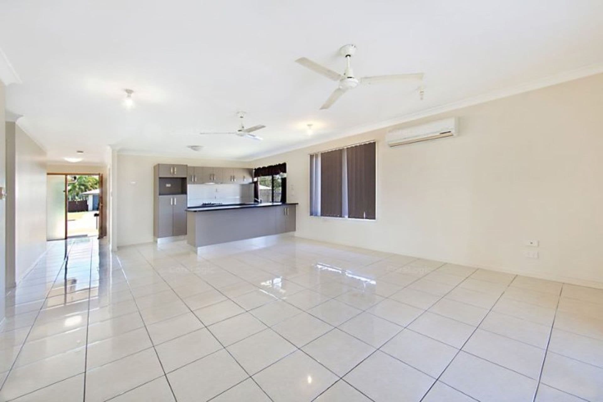 7 Summerland Drive, Deeragun, QLD, 4818, Deeragun - Thumbnail 5