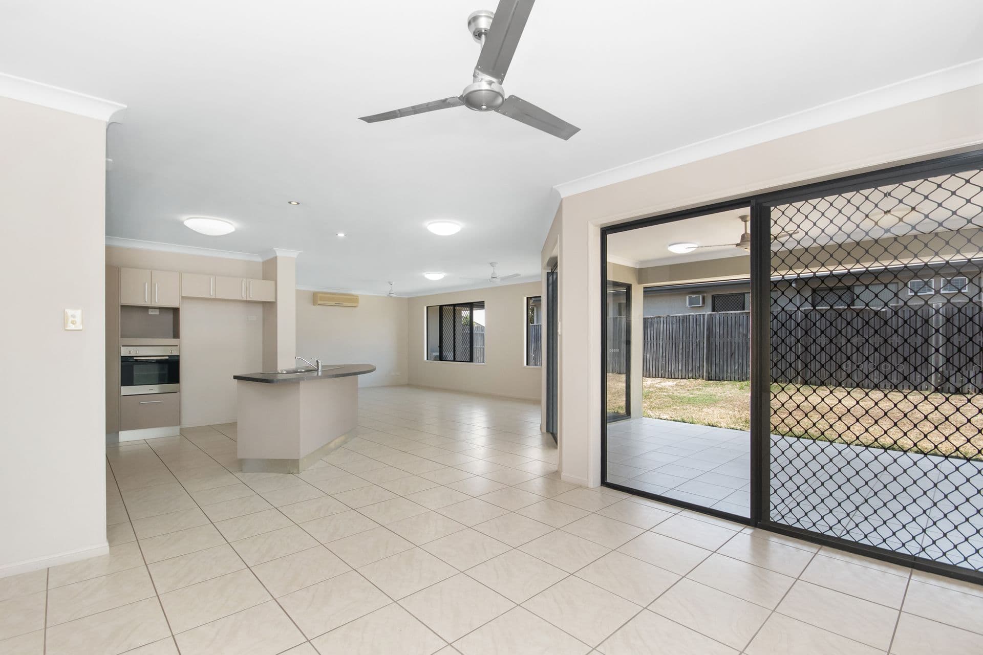4 Mentmore Court, Bushland Beach, QLD, 4818, Bushland Beach - Thumbnail 3
