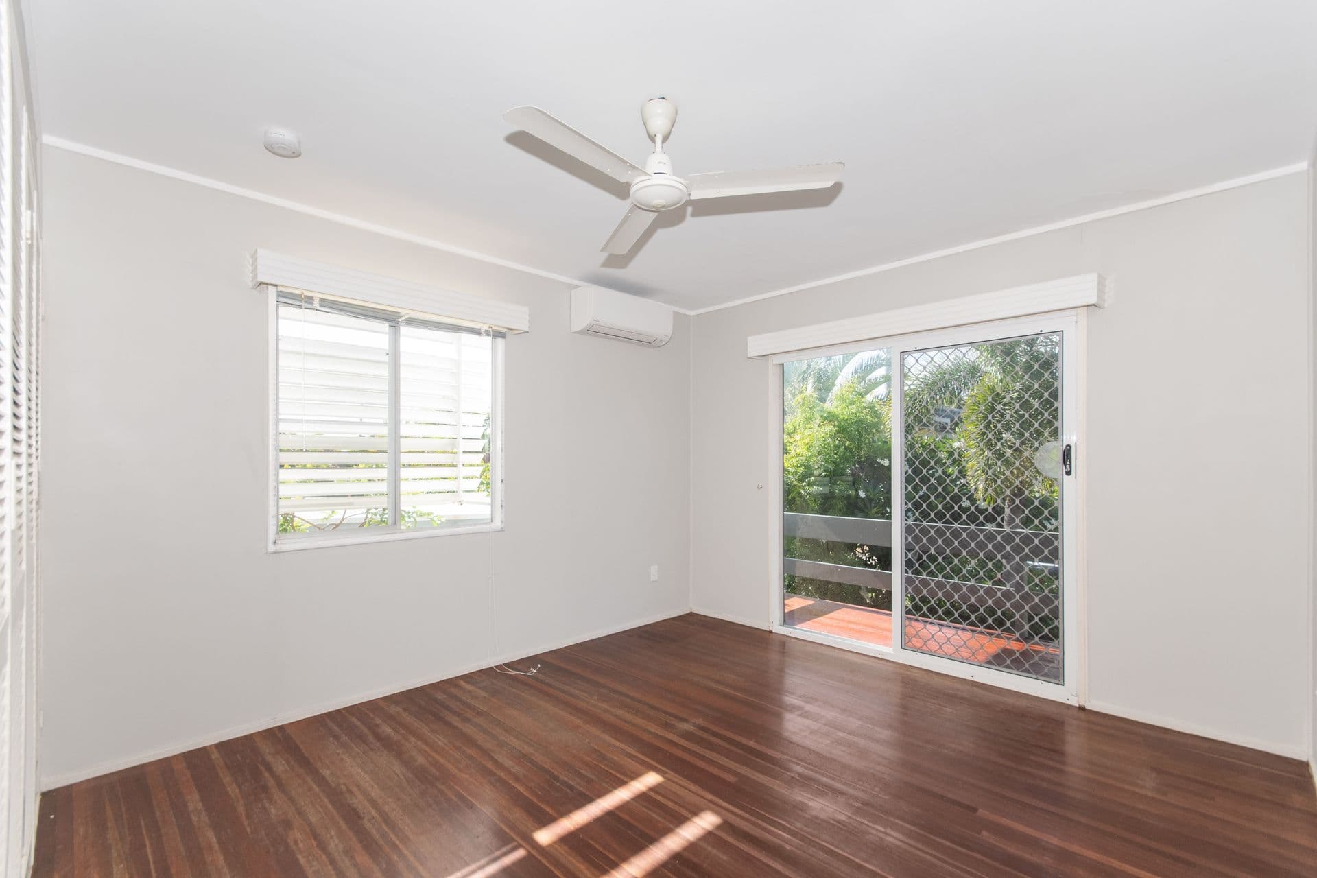 15 Seaward Crescent, Pallarenda, QLD, 4810, Pallarenda - Thumbnail 5