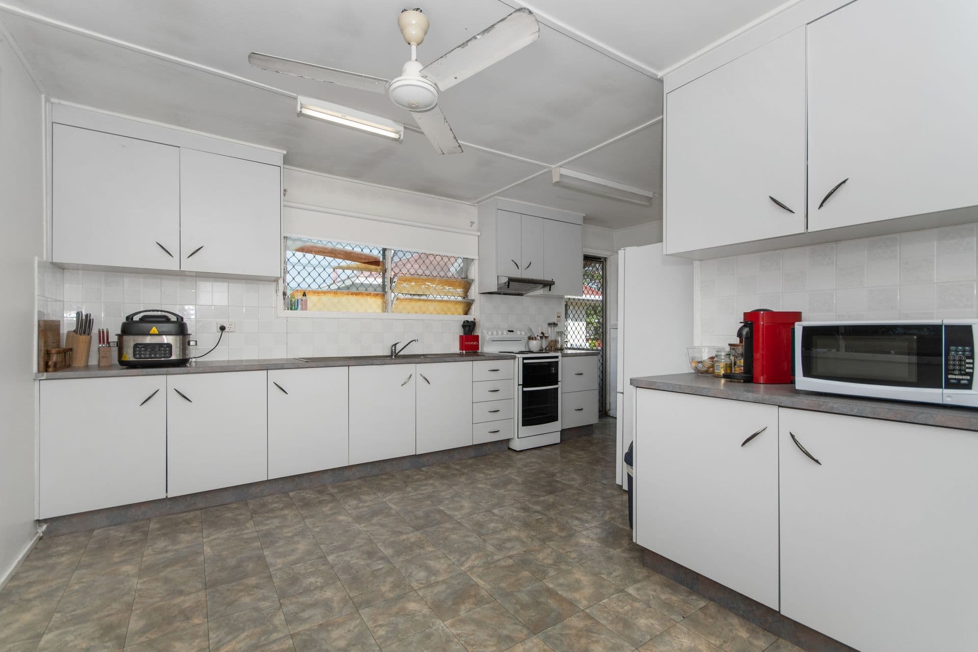 19 Pixley Crescent, Heatley, QLD, 4814, Heatley - Thumbnail 3