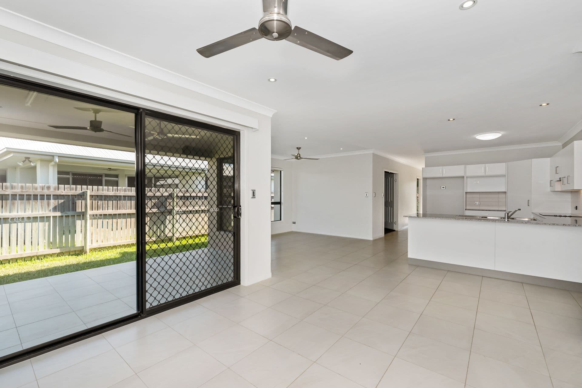35 Summergold Street, Mount Low, QLD, 4818, Mount Low - Thumbnail 3