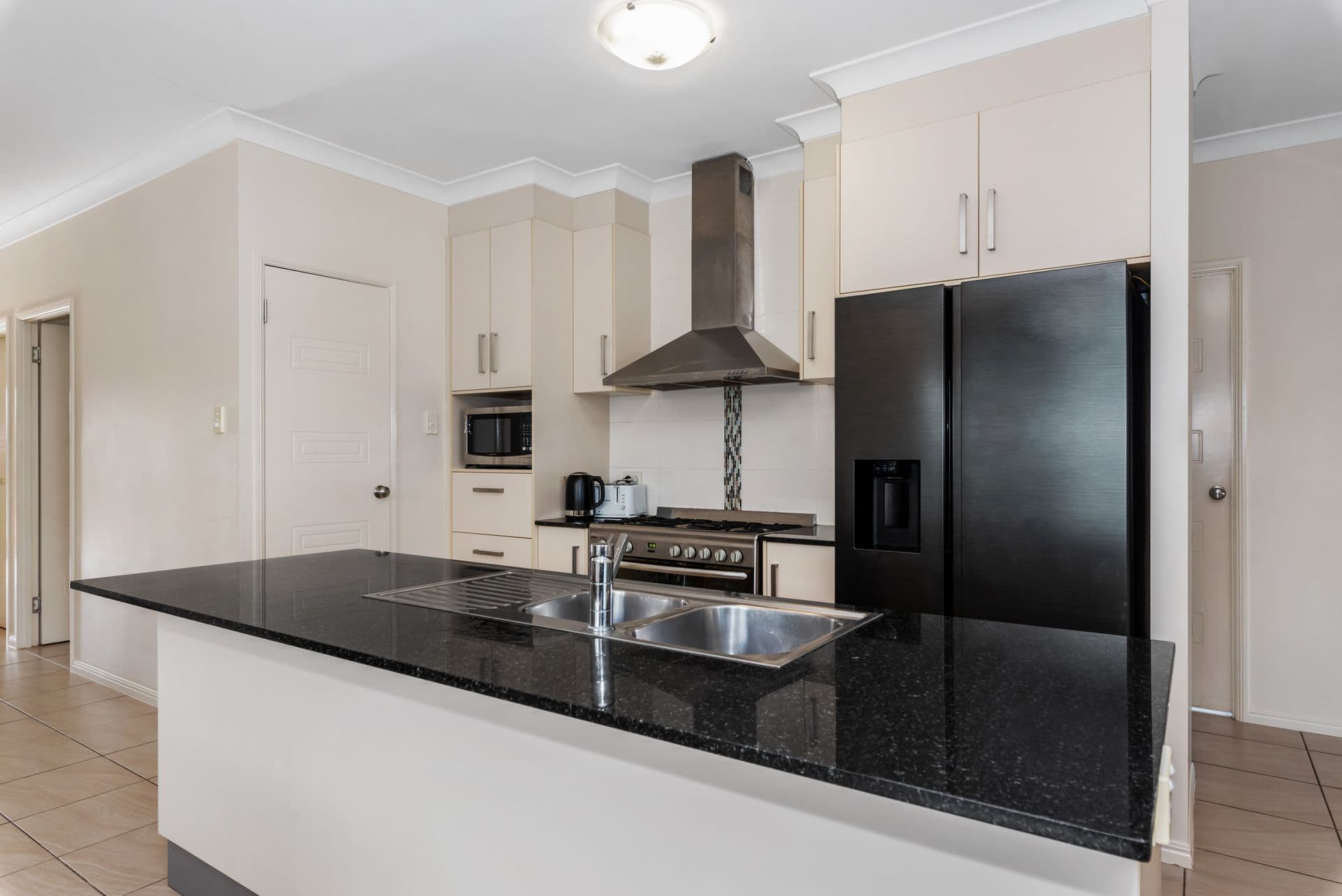 19 Saba Street, Burdell, QLD, 4818, Burdell - Thumbnail 2