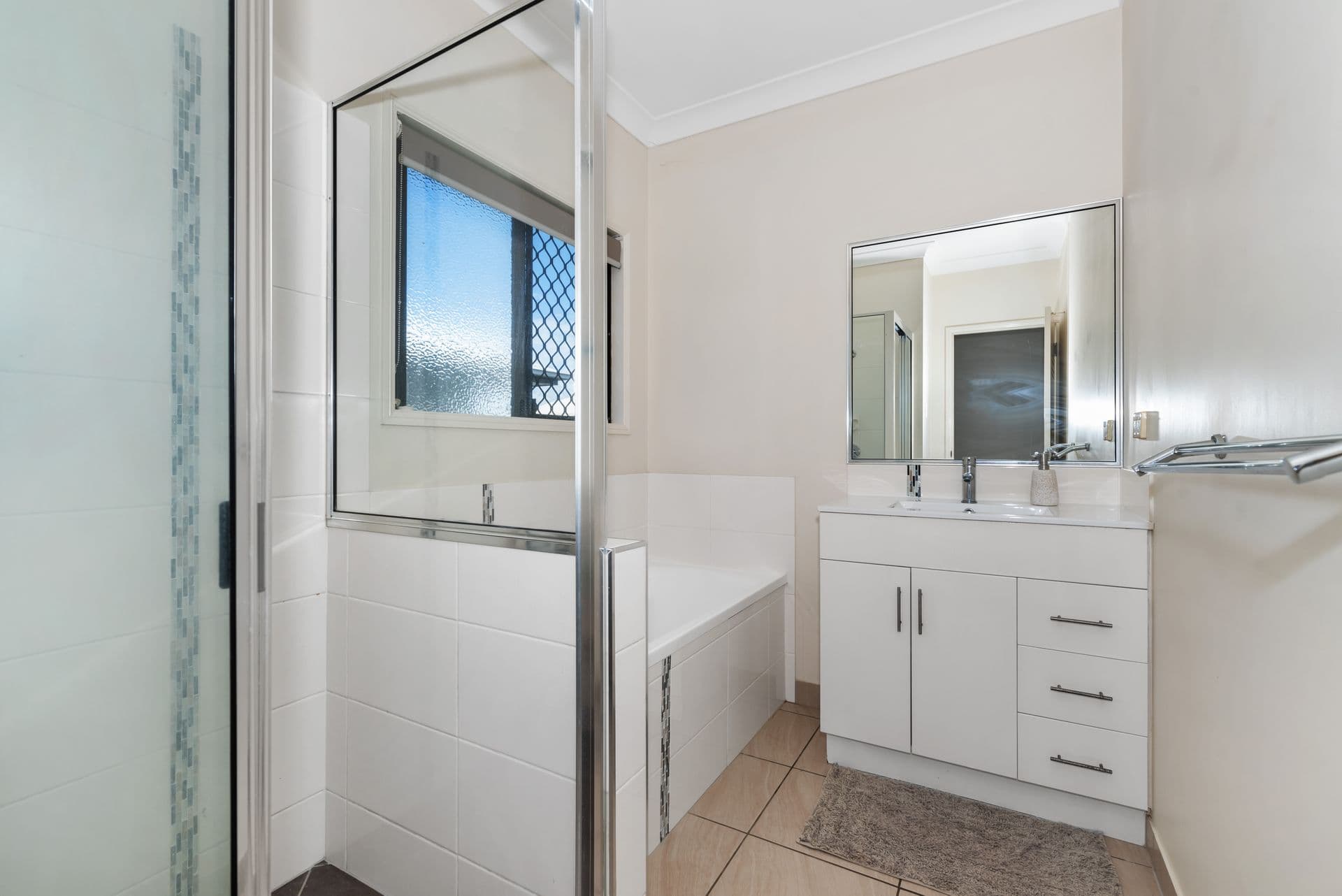 19 Saba Street, Burdell, QLD, 4818, Burdell - Thumbnail 4