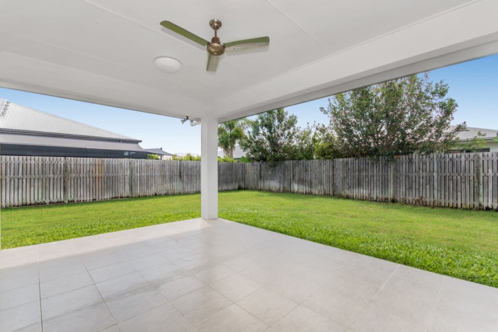 9 Batiki Circuit, Burdell, QLD, 4818, Burdell - Thumbnail 4