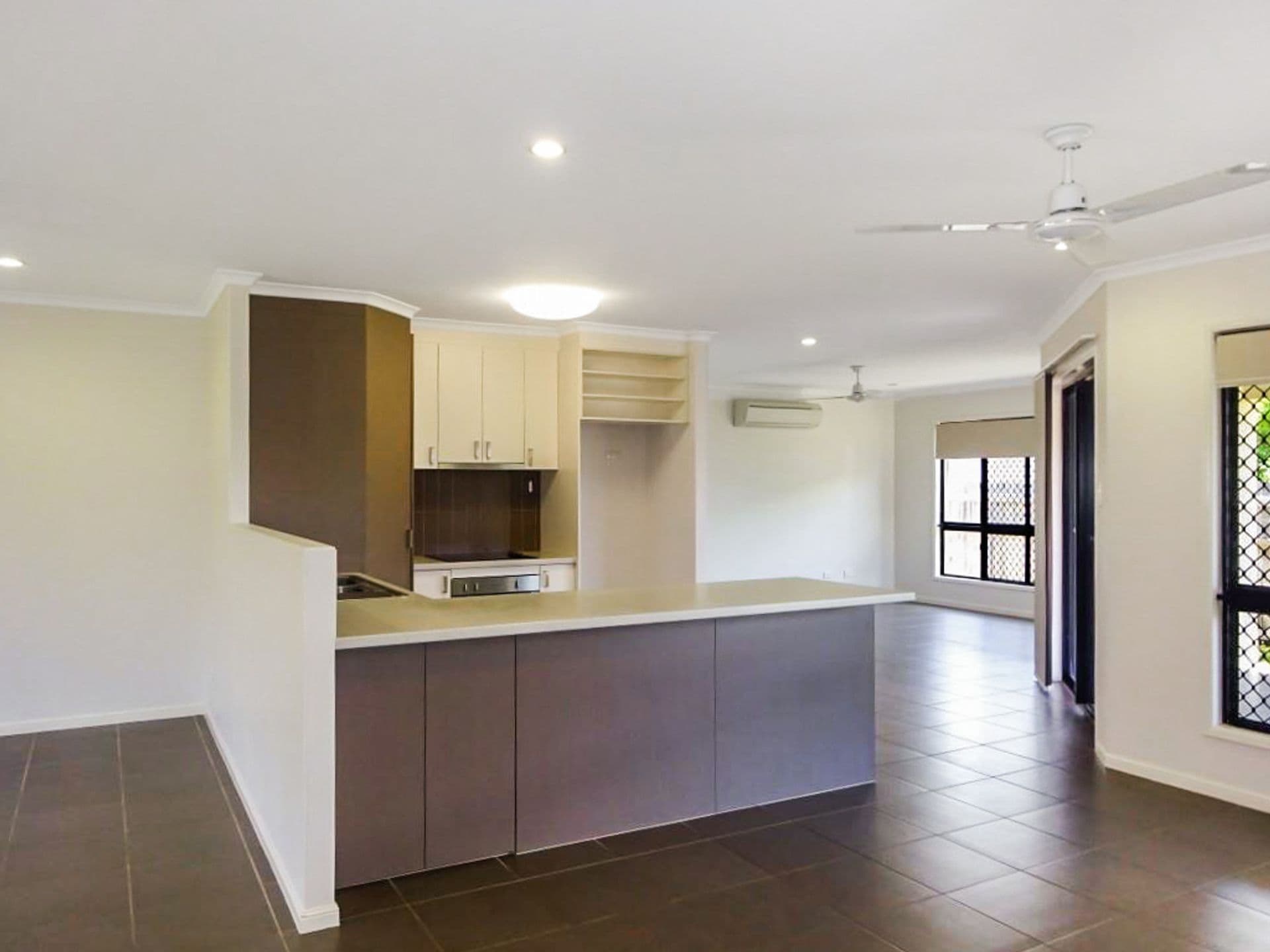 5 Capricorn Drive, Burdell, QLD, 4818, Burdell - Thumbnail 4