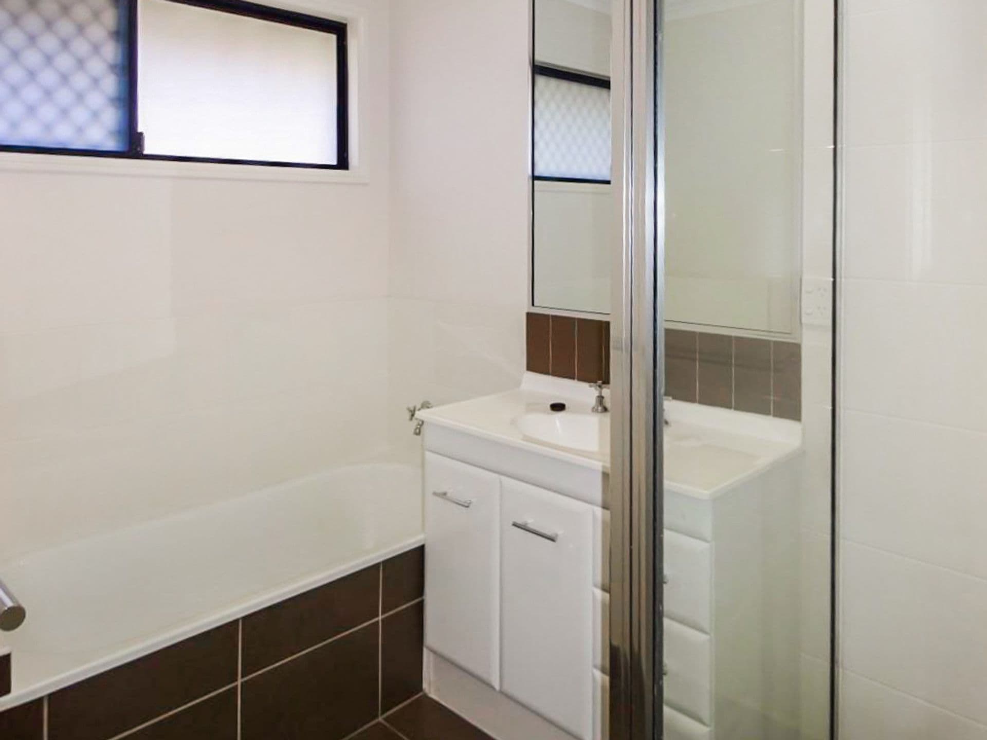 5 Capricorn Drive, Burdell, QLD, 4818, Burdell - Thumbnail 8