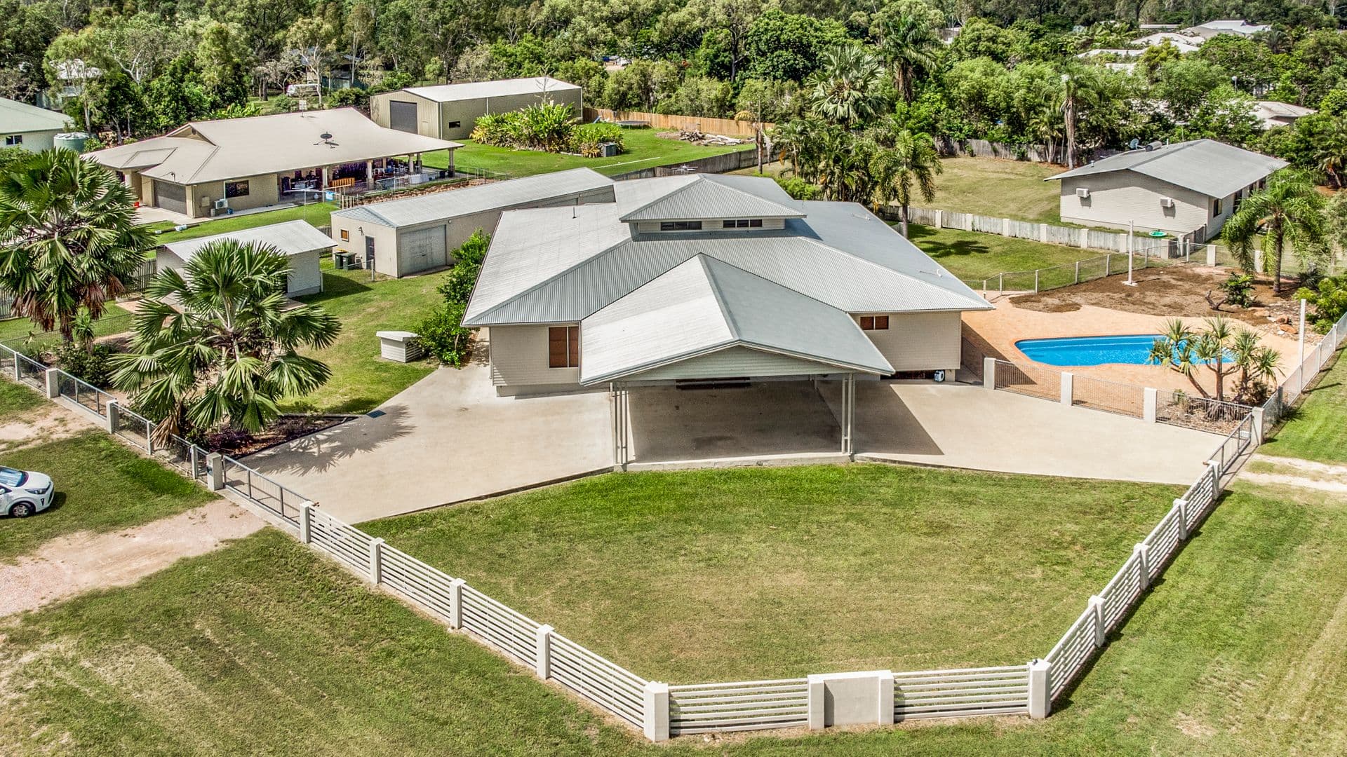 292 Kelso Drive, Kelso, QLD, 4815, Kelso - Image 1