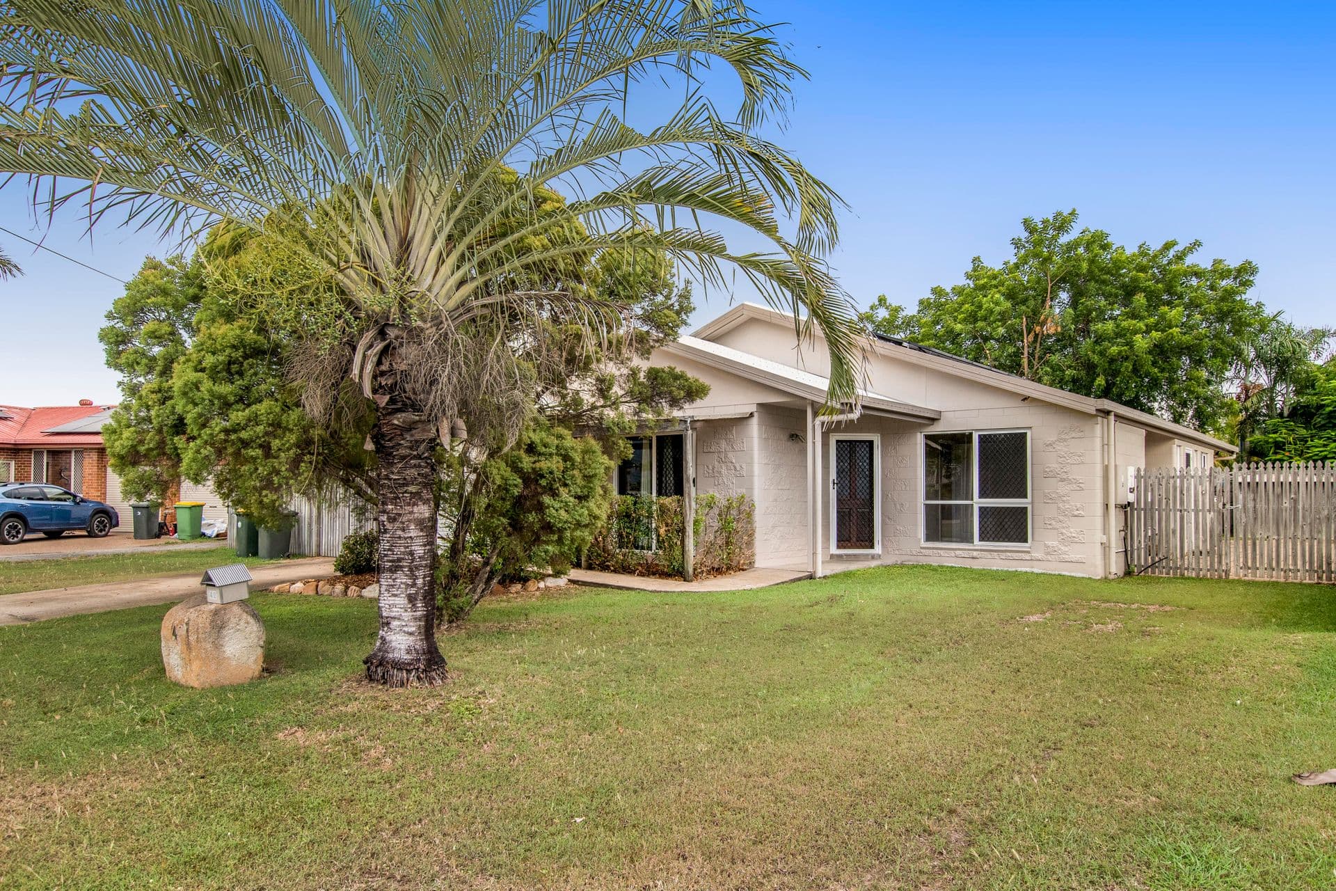 42 Chiquita Avenue, Rasmussen, QLD, 4815, Rasmussen - Image 1