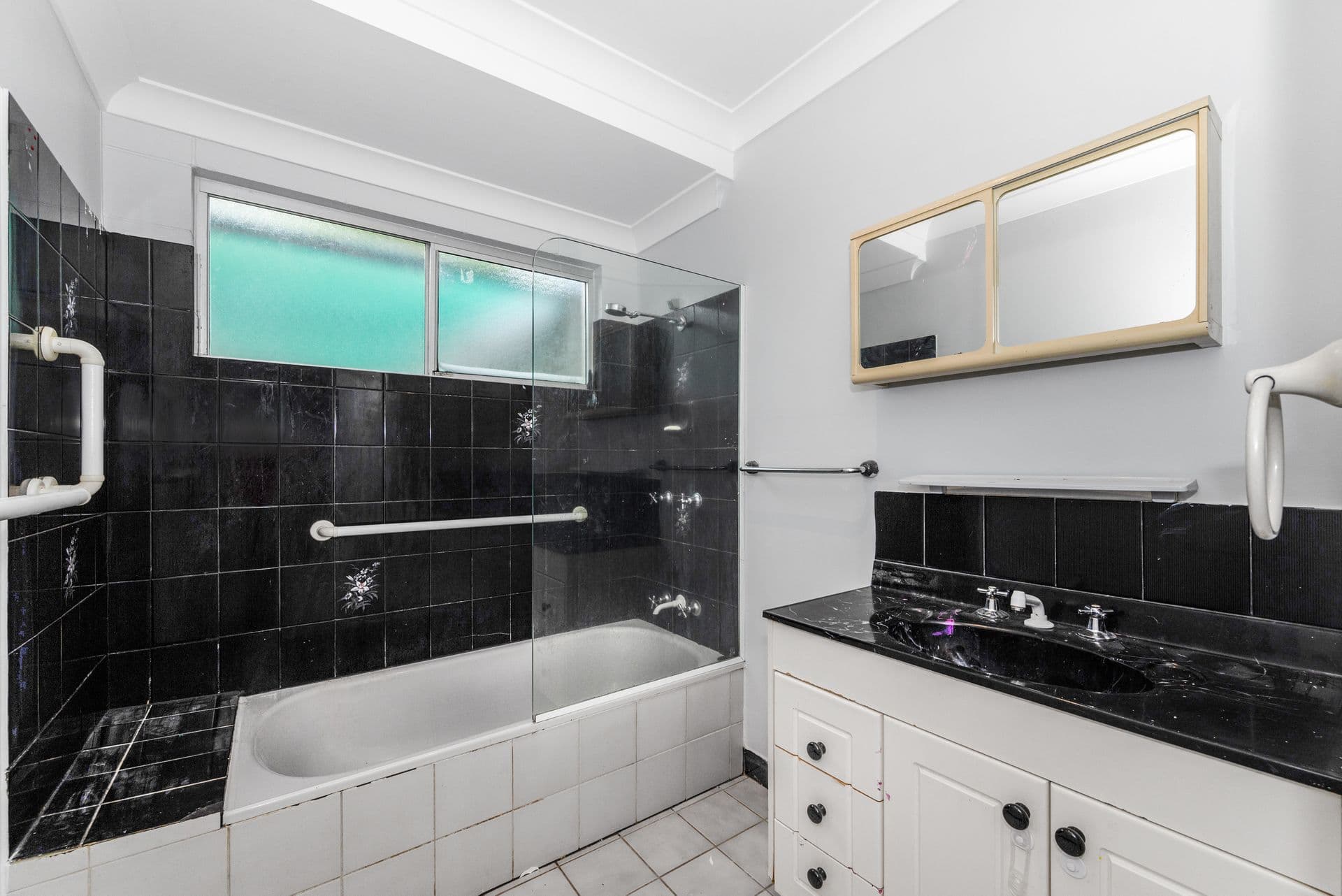 3 Tania Court, Burdell, QLD, 4818, Burdell - Thumbnail 6