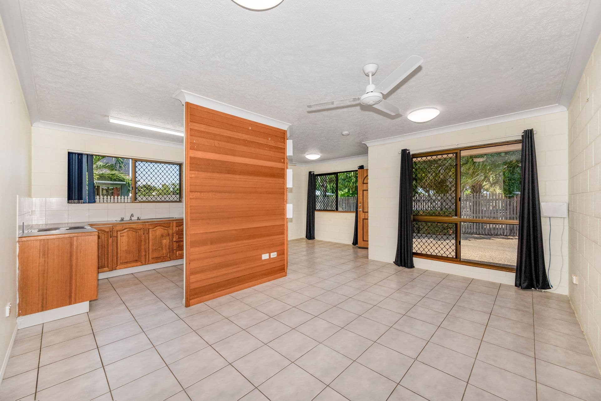8/90 Dearness Street, Garbutt, QLD, 4814, Garbutt - Thumbnail 2