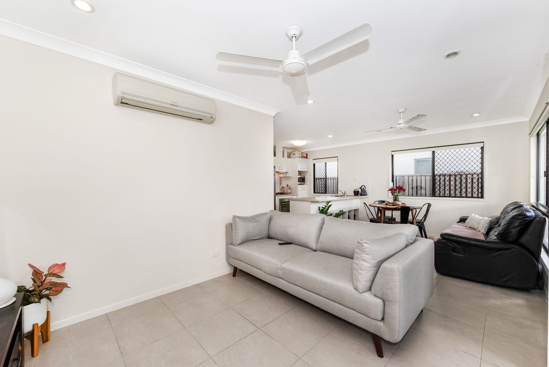 81 Riveredge Boulevard, Oonoonba, QLD, 4811, Oonoonba - Thumbnail 2